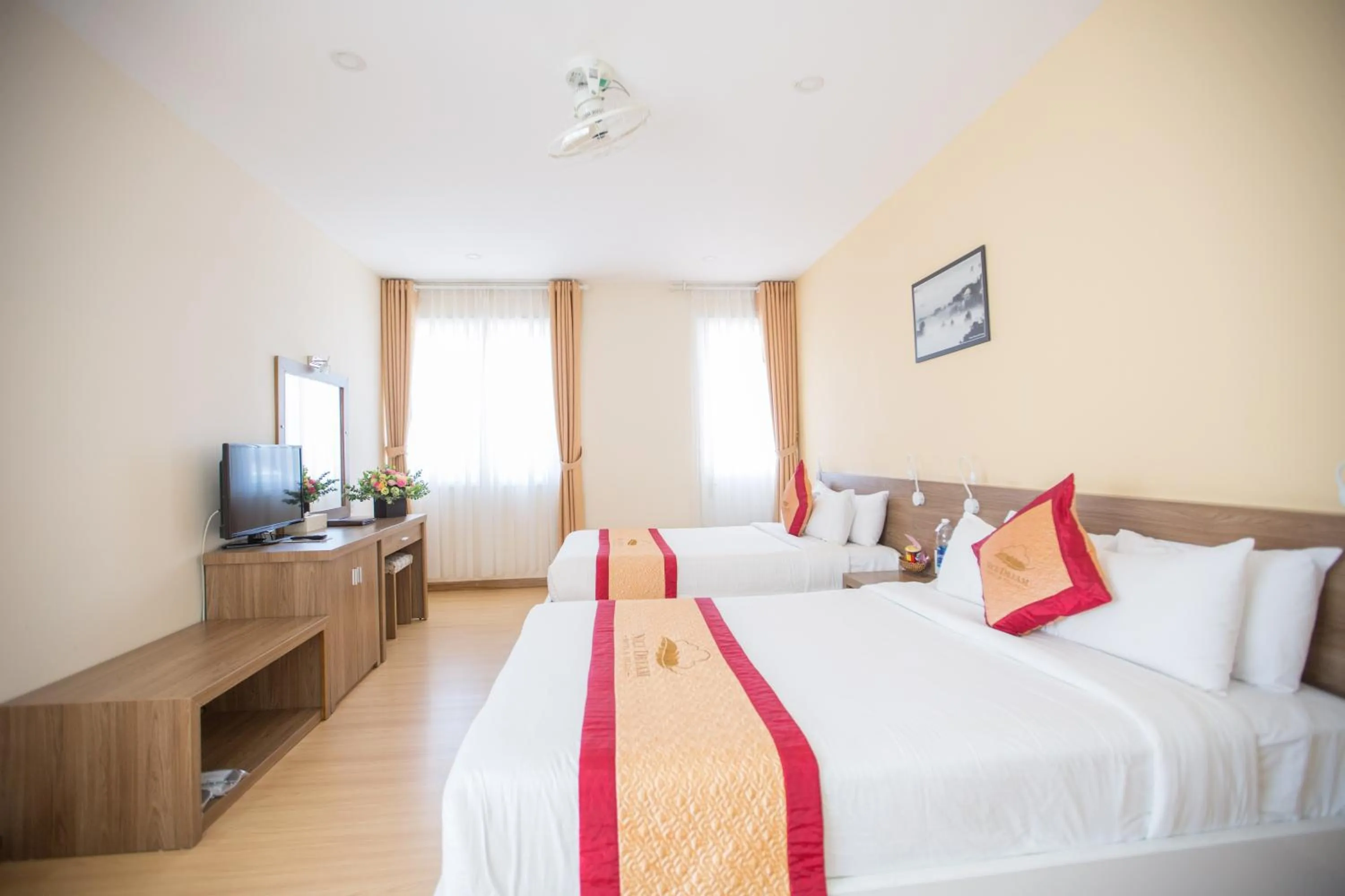 Bed in Nice Dream Hotel