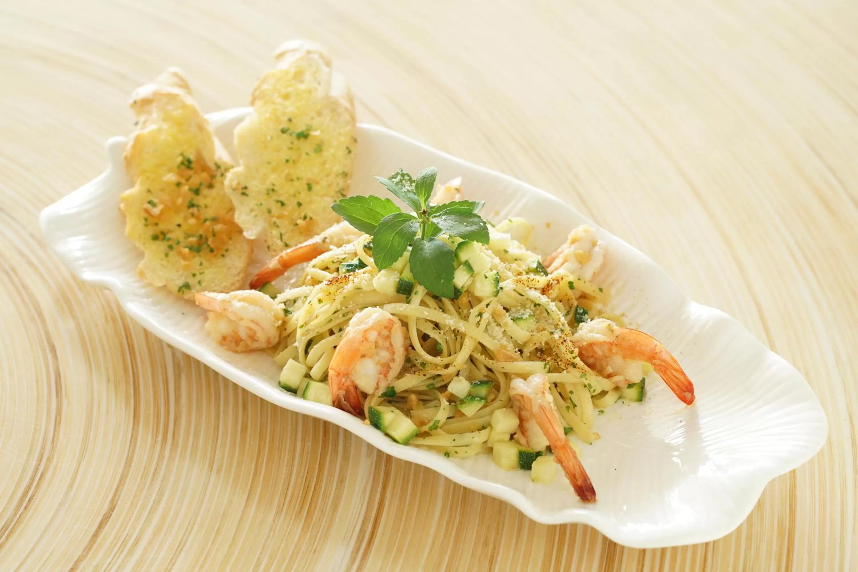 Restaurant/places to eat in Kew Hotel Tagbilaran