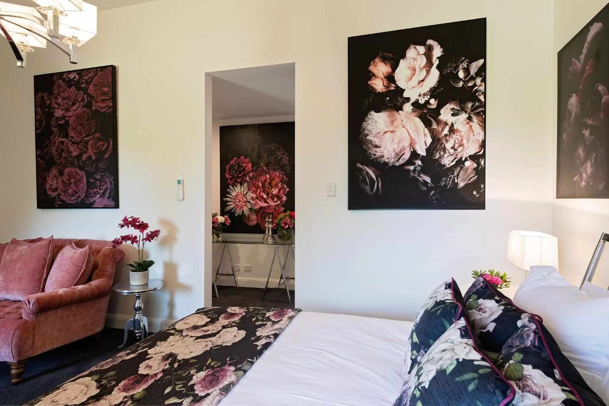 Photo of the whole room, Bed in Pirralilla Estate Adelaide Hills