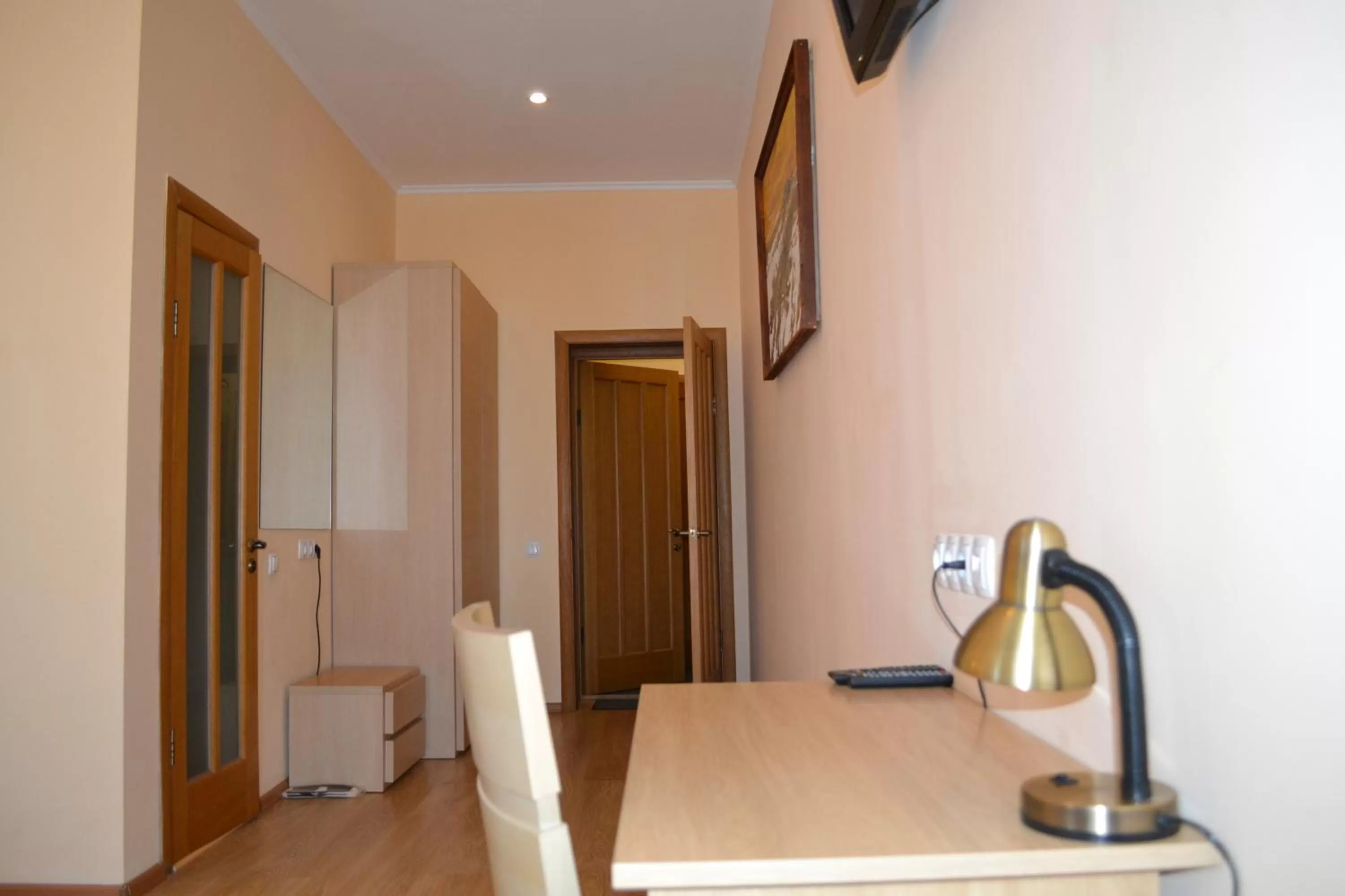 Seating area, Kitchen/Kitchenette in Heart Kyiv Apart-Hotel