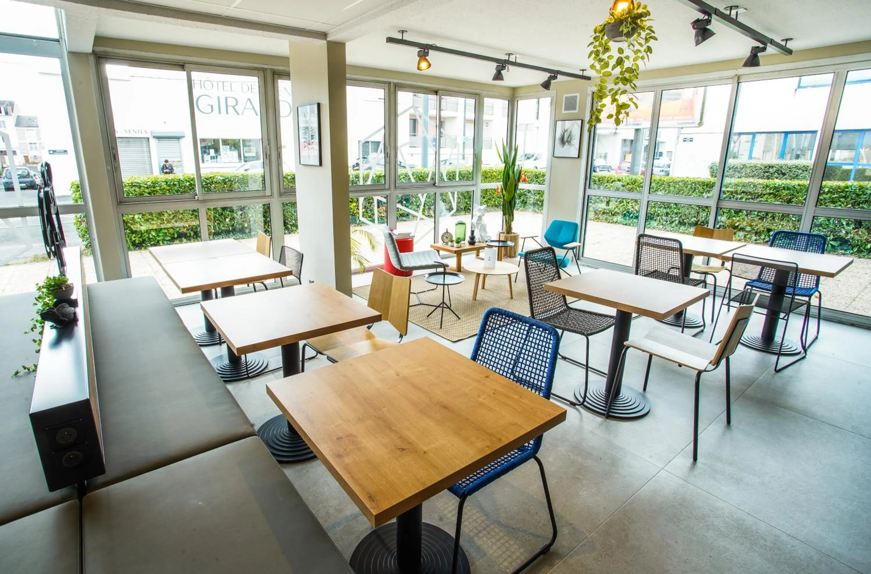 Patio in Ibis Tours Centre Giraudeau