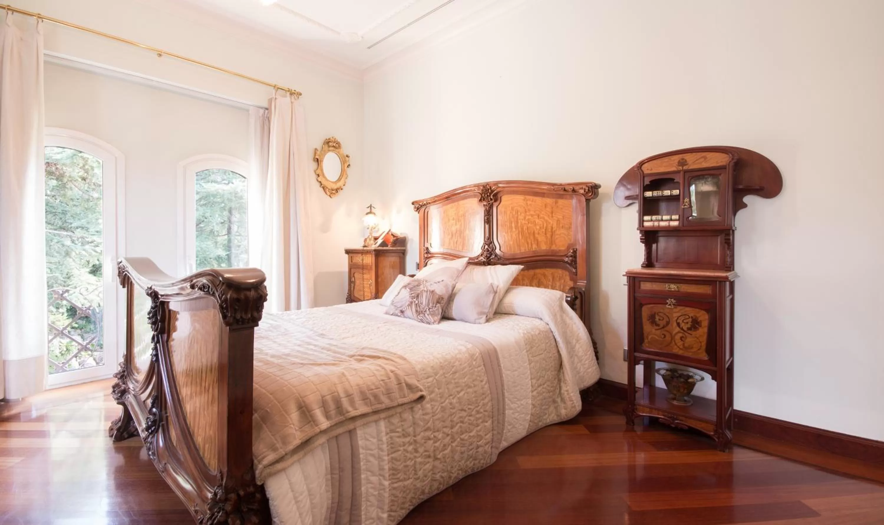 Bedroom, Bed in Hotel Boutique Edelweiss La Garriga