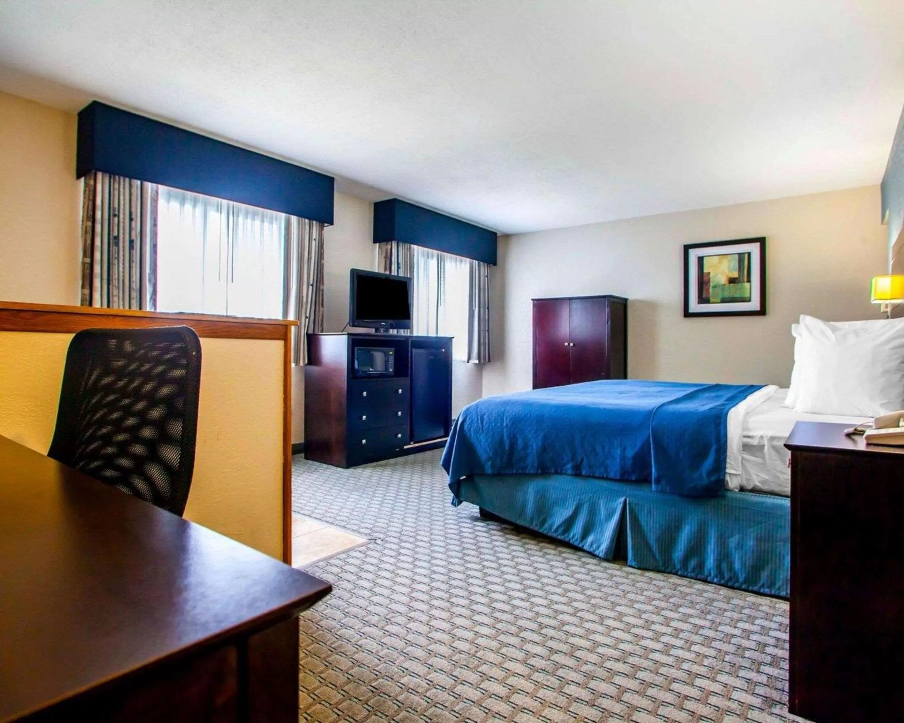 Bedroom, Bed in Quality Inn & Suites Ankeny-Des Moines