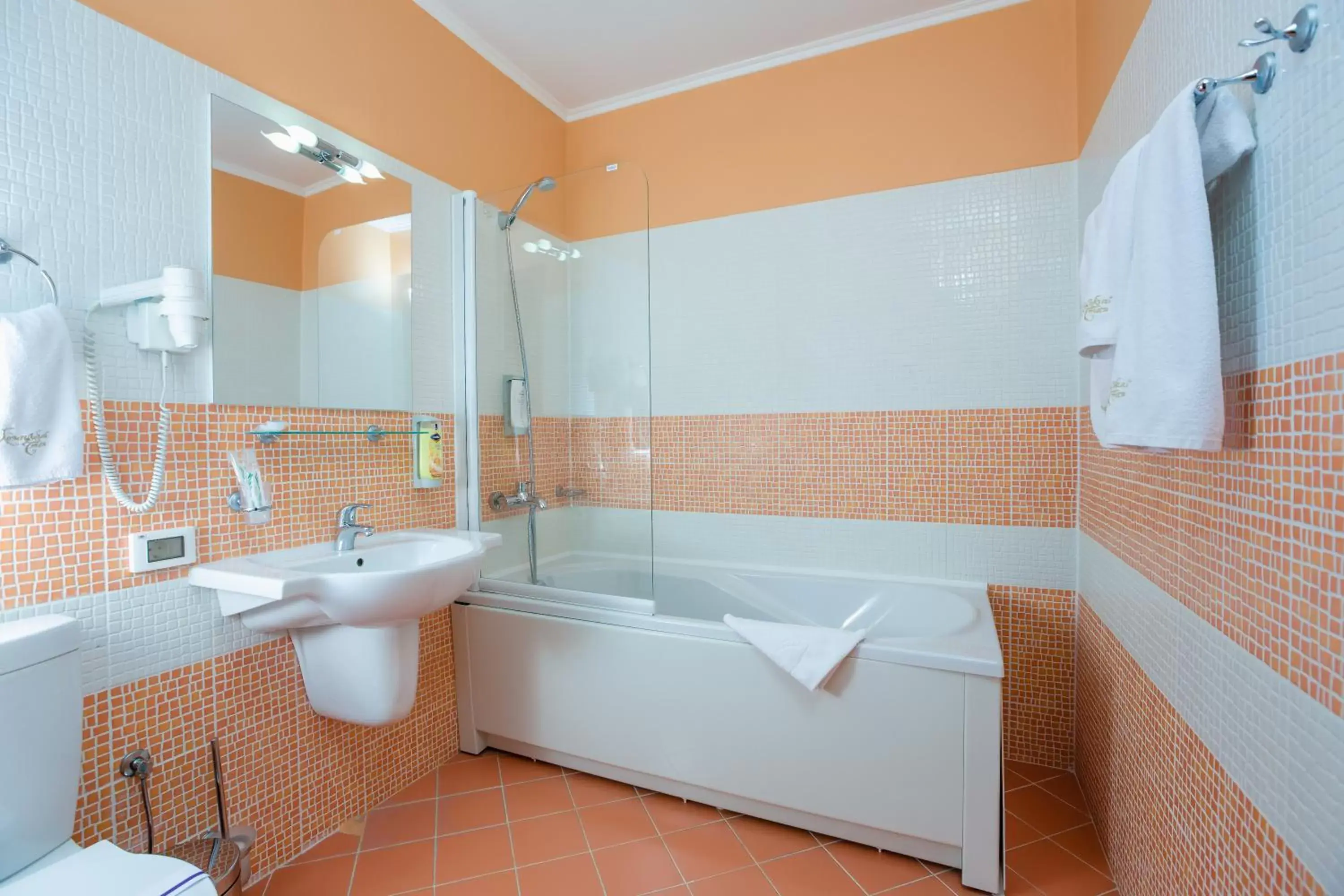 Standard Twin Room in ONOVO Dendra Hotel Standard Twin Room in ONOVO Dendra Hotel