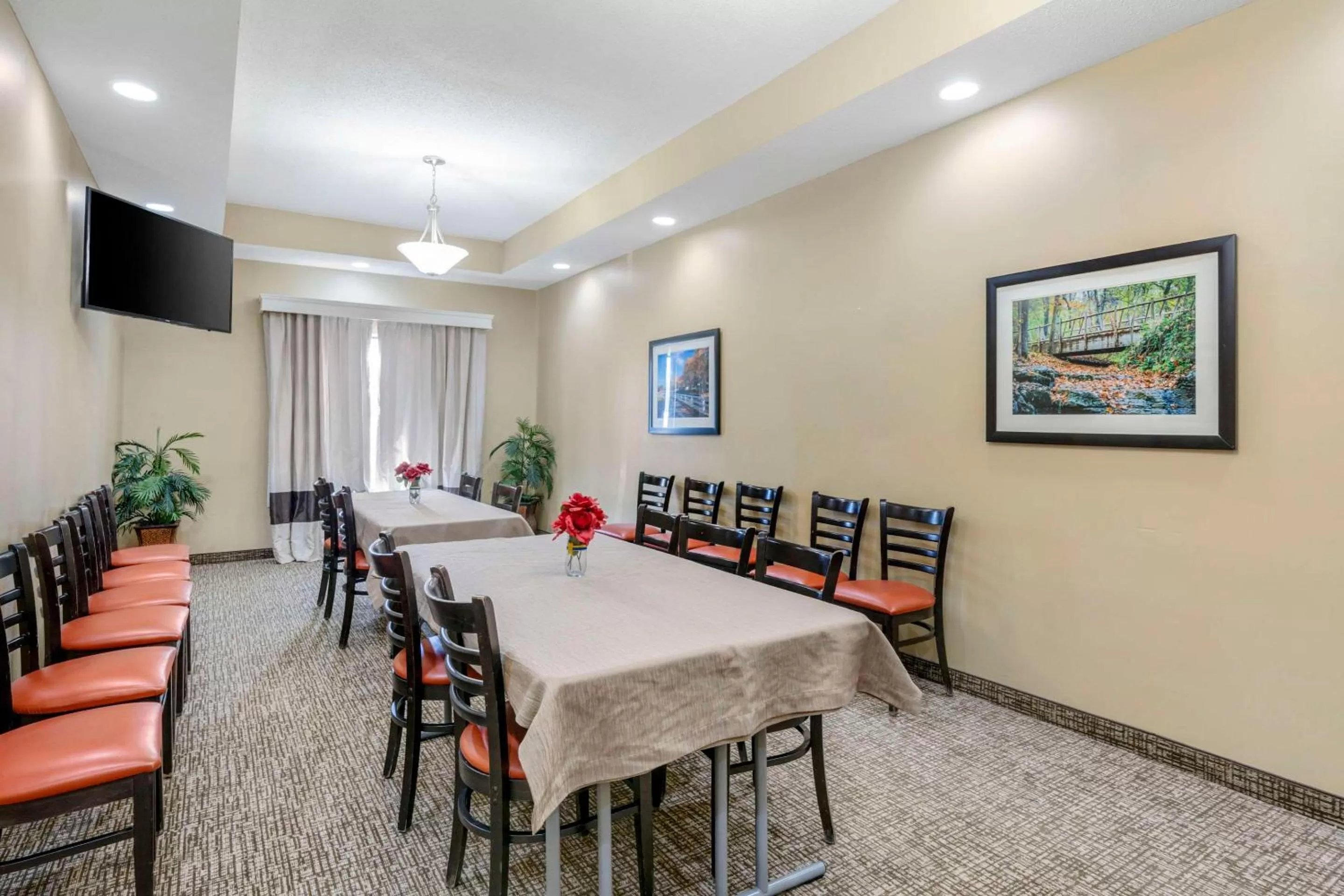 Meeting/conference room in Comfort Inn & Suites La Grange - Louisville Area
