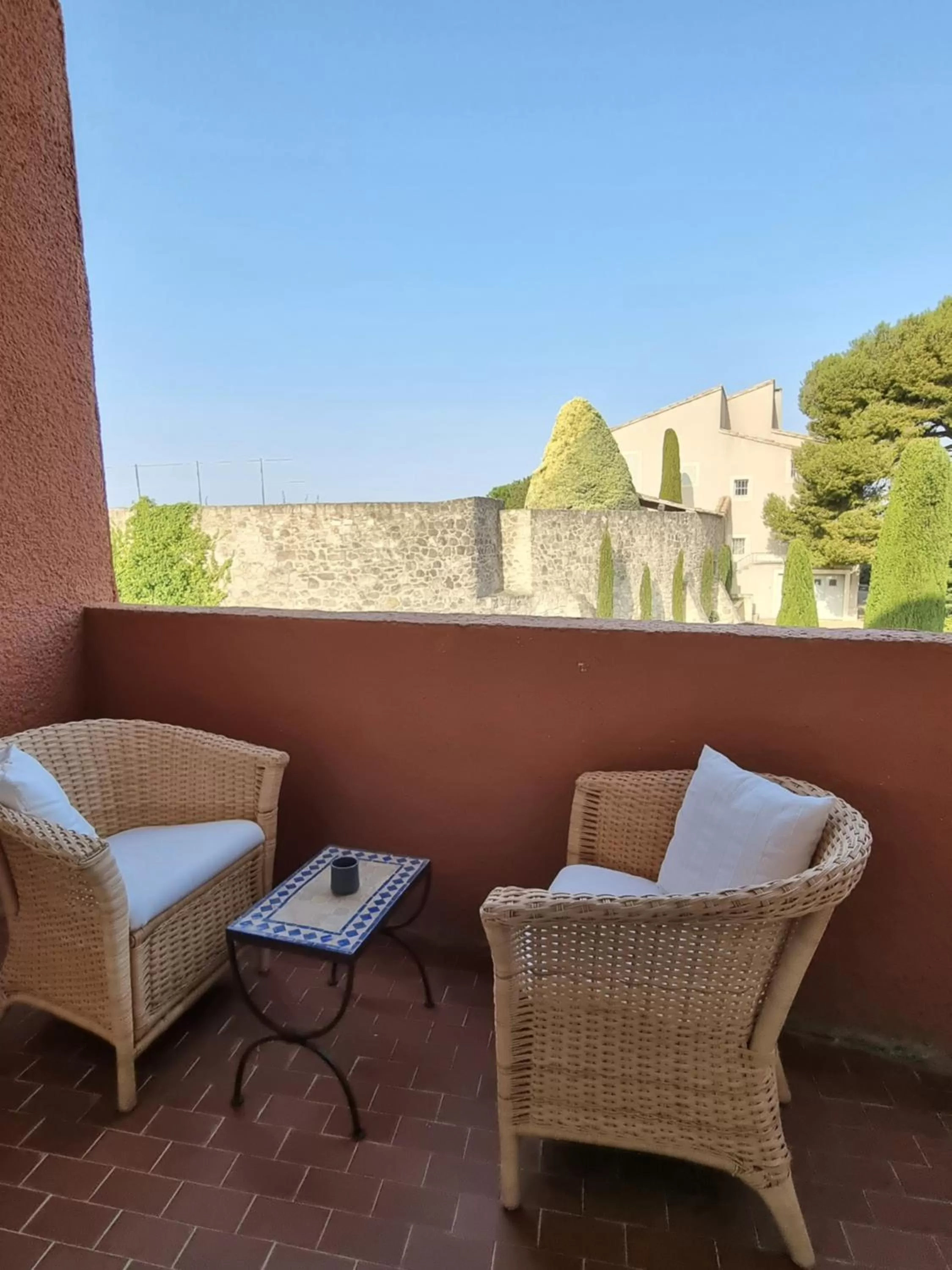 Balcony/Terrace in Castillon Des Baux