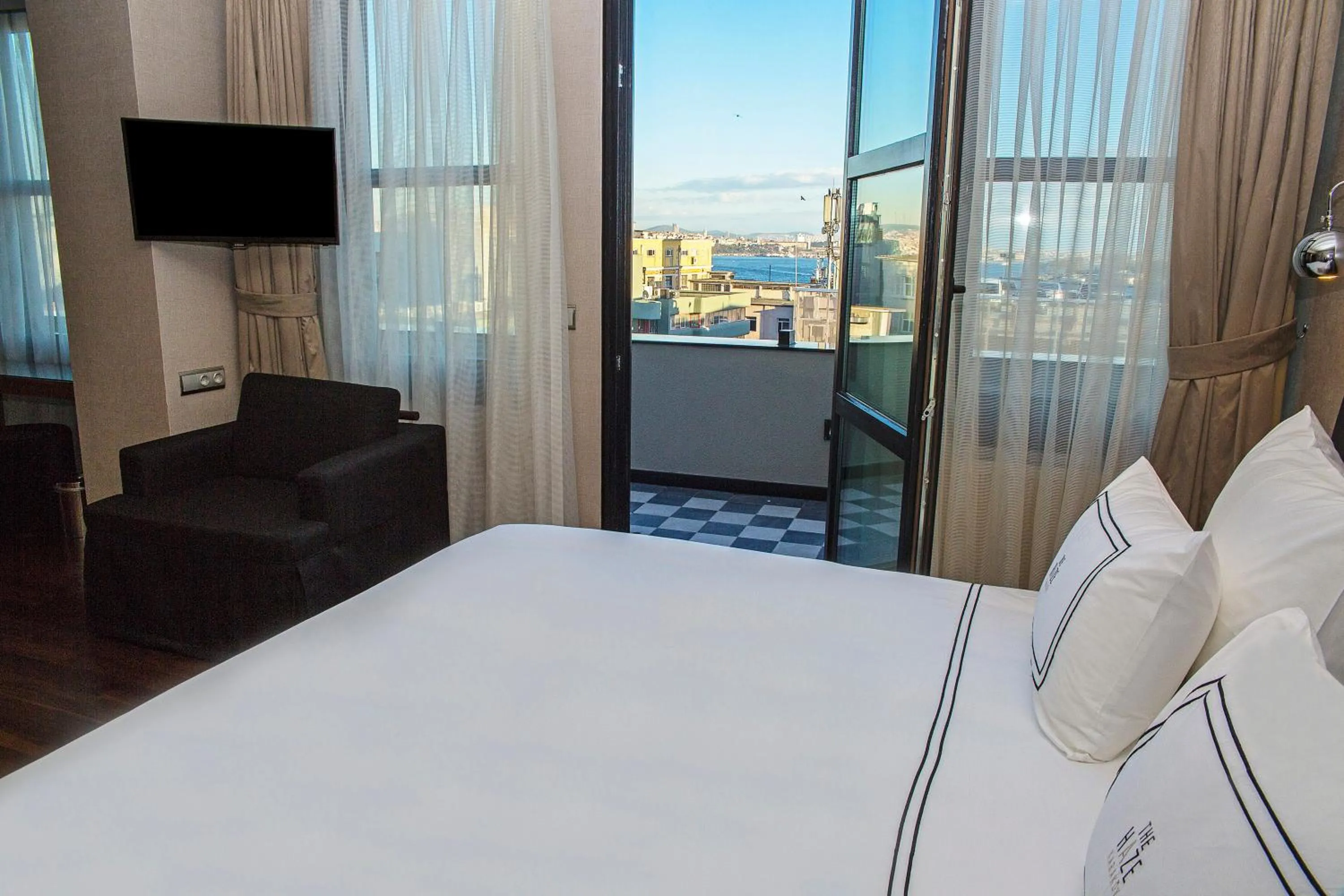 View (from property/room), Bed in The Haze Karaköy