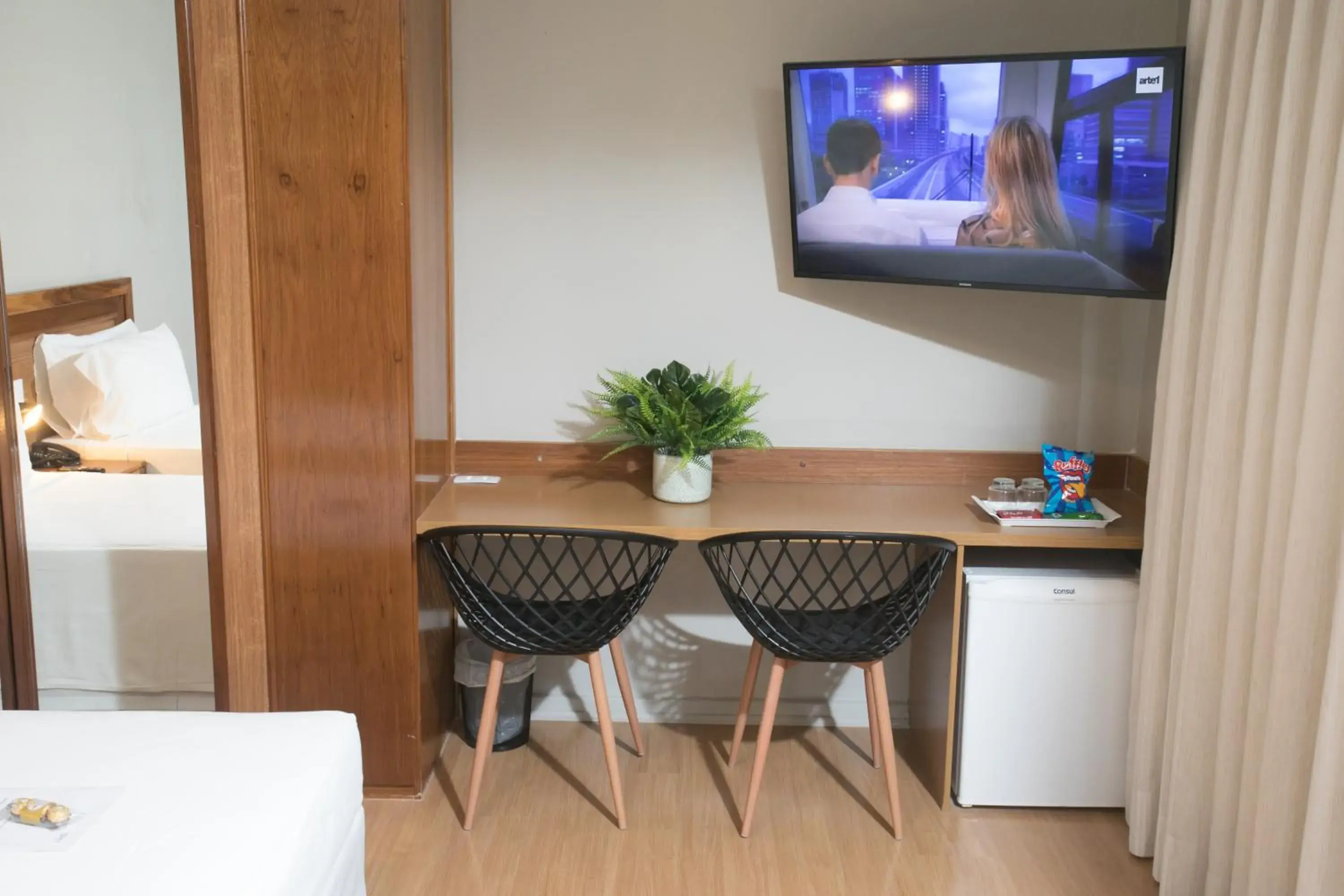 Triple Room with Balcony in Regency Park Hotel Triple Room with Balcony in Regency Park Hotel