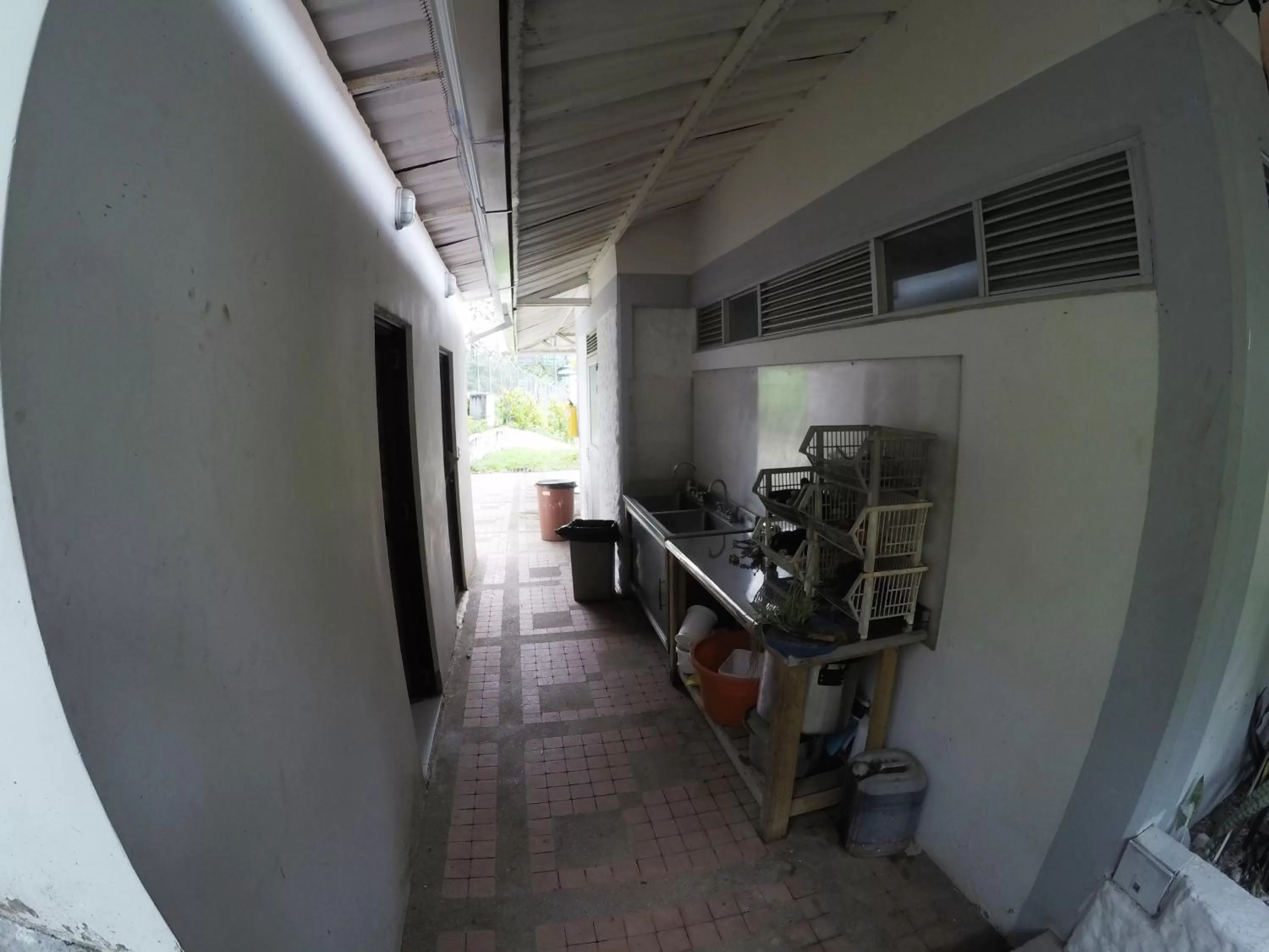 Kitchen or kitchenette, Kitchen/Kitchenette in Sky Club Eco Hotel