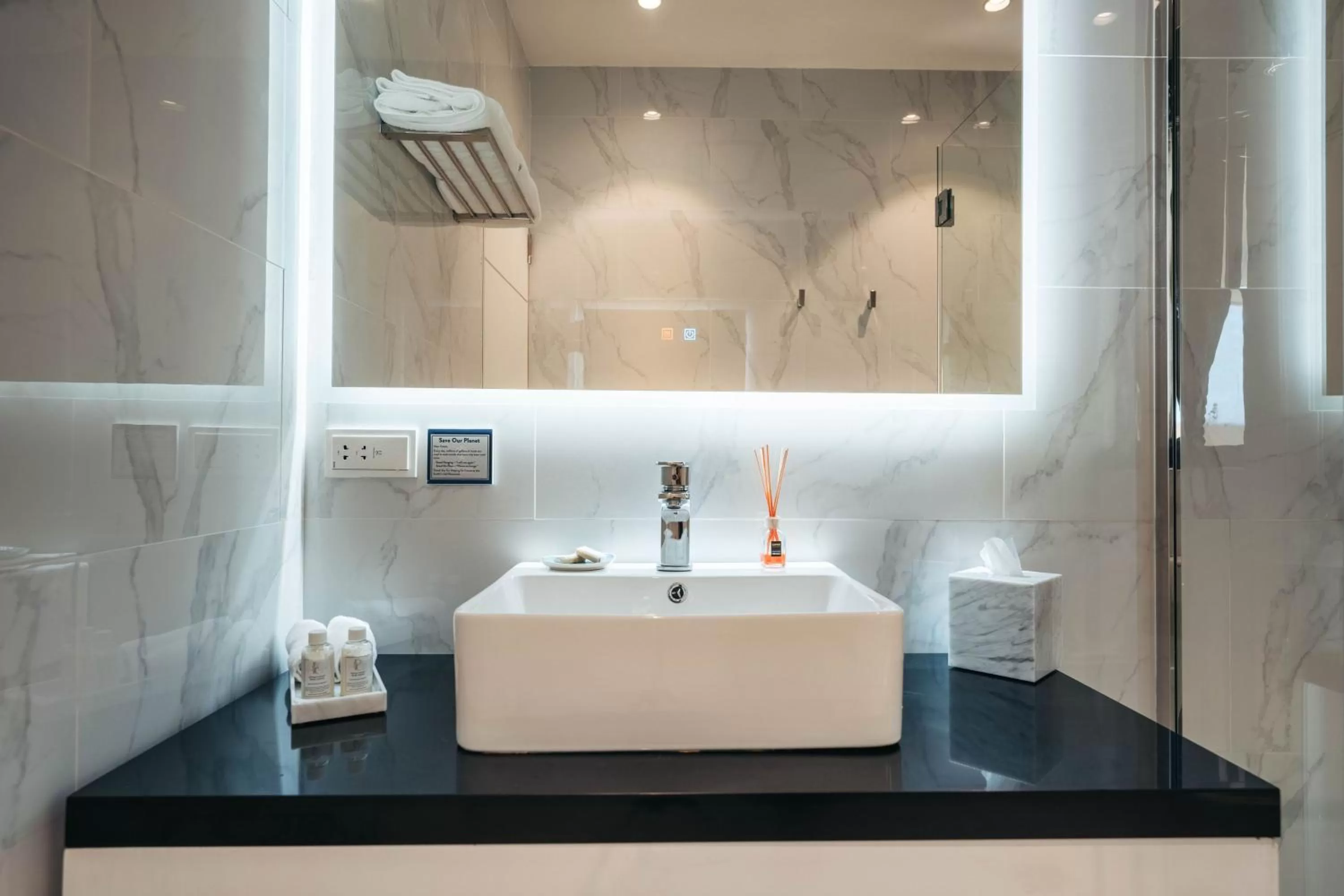 Bathroom in Elements Hotel & Shops Curaçao