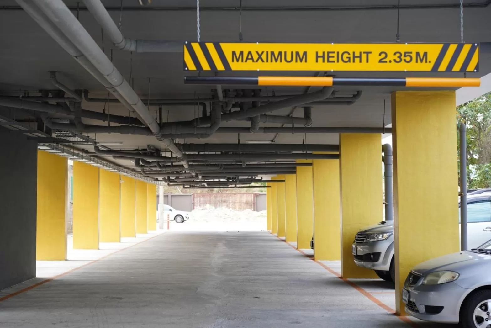 Parking in S3 Huahin Hotel