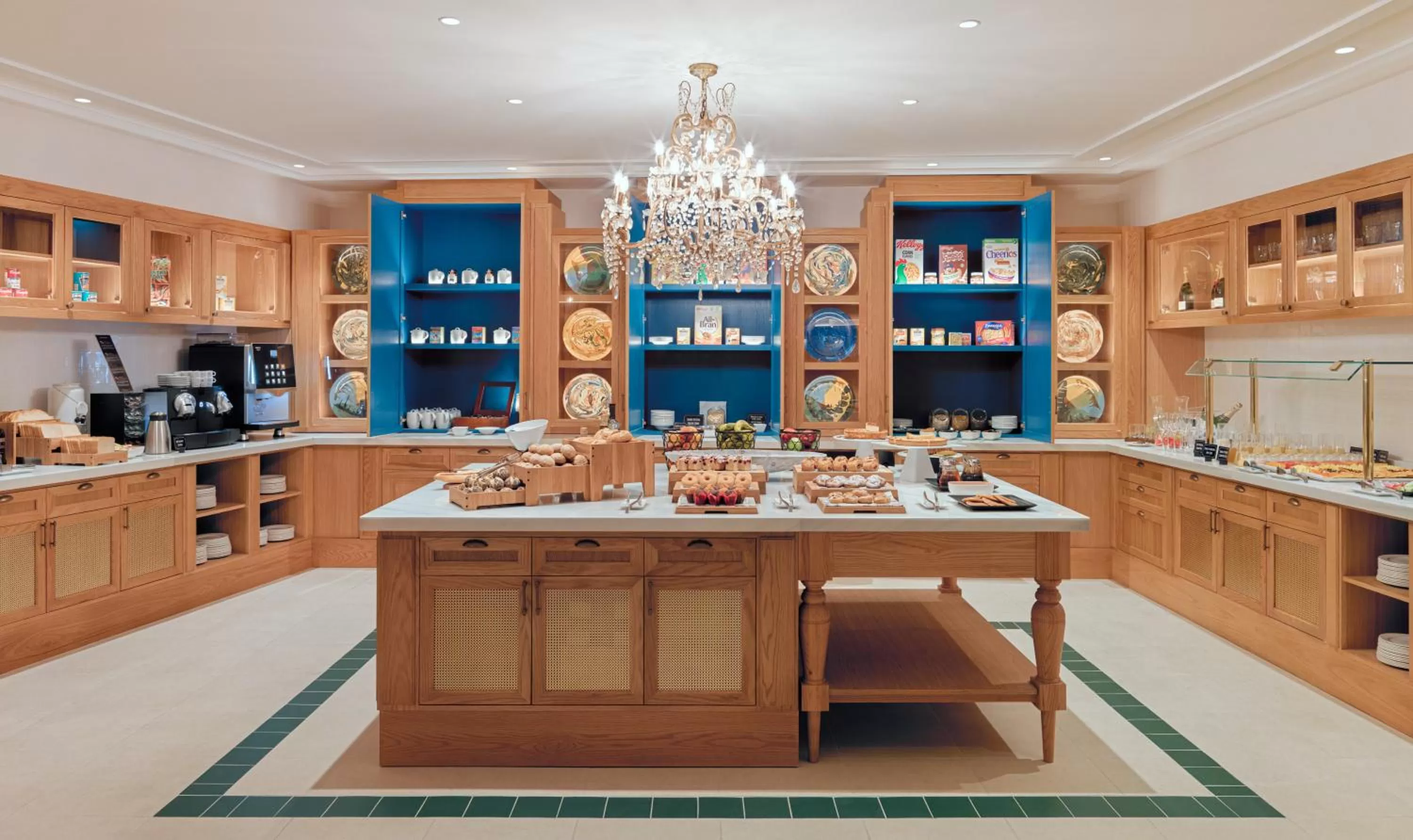 Buffet breakfast in H10 Casa de la Plata