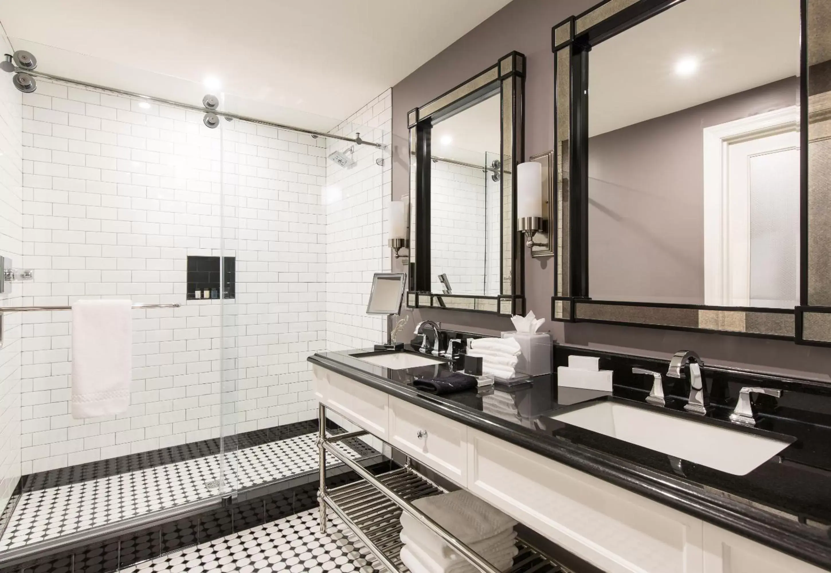 Historic Tower - Premier Double Queens in The Read House Historic Tower - Premier Double Queens in The Read House