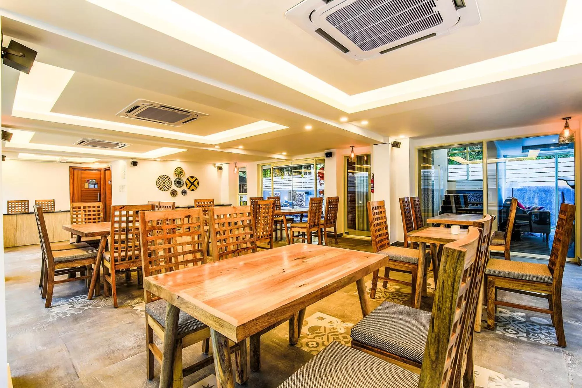 Restaurant/places to eat in FabHotel Casa Kiara With Pool Side Bar - Nr Calangute Beach