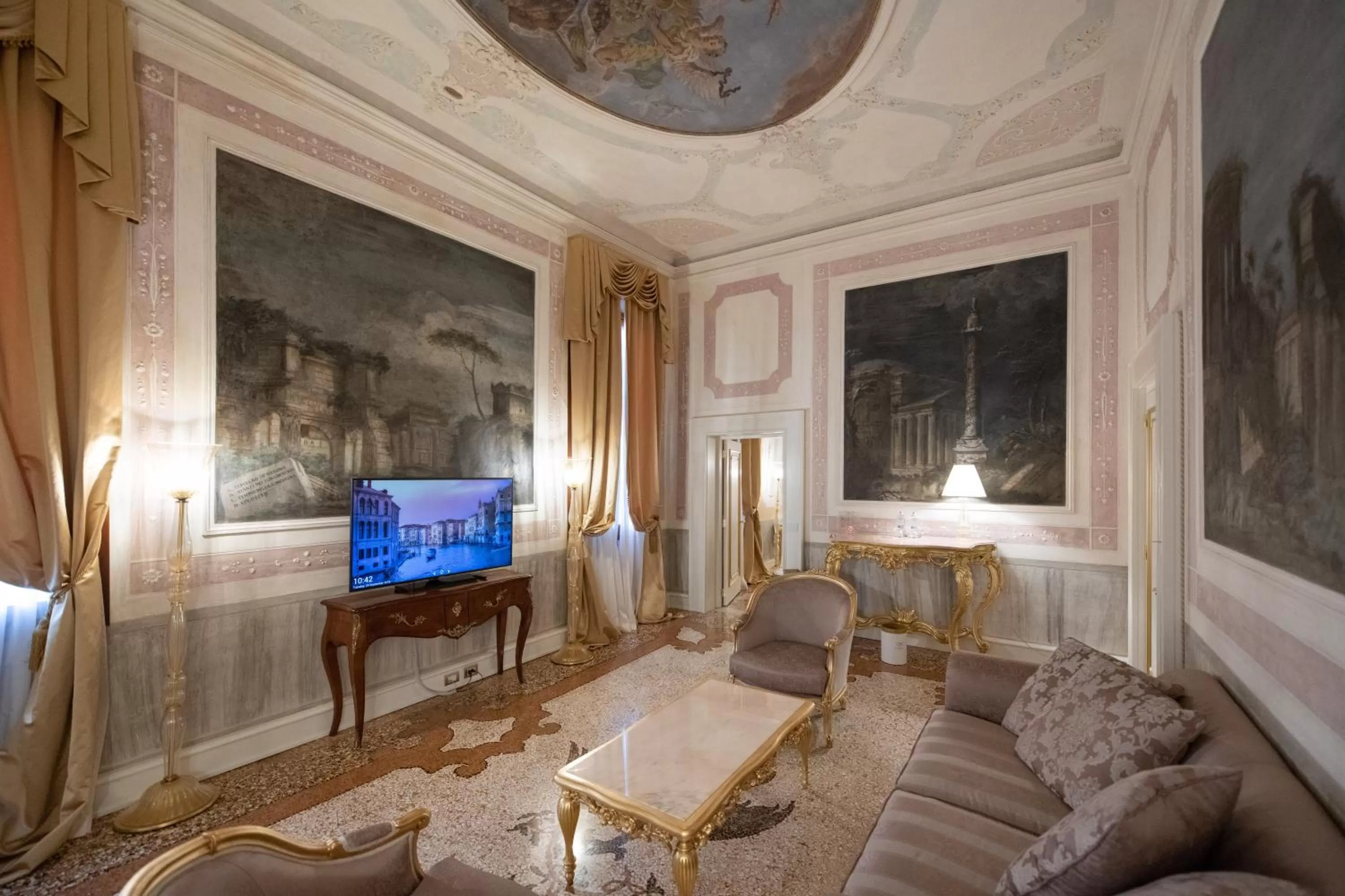 TV and multimedia in Ca' Bonfadini Historic Experience