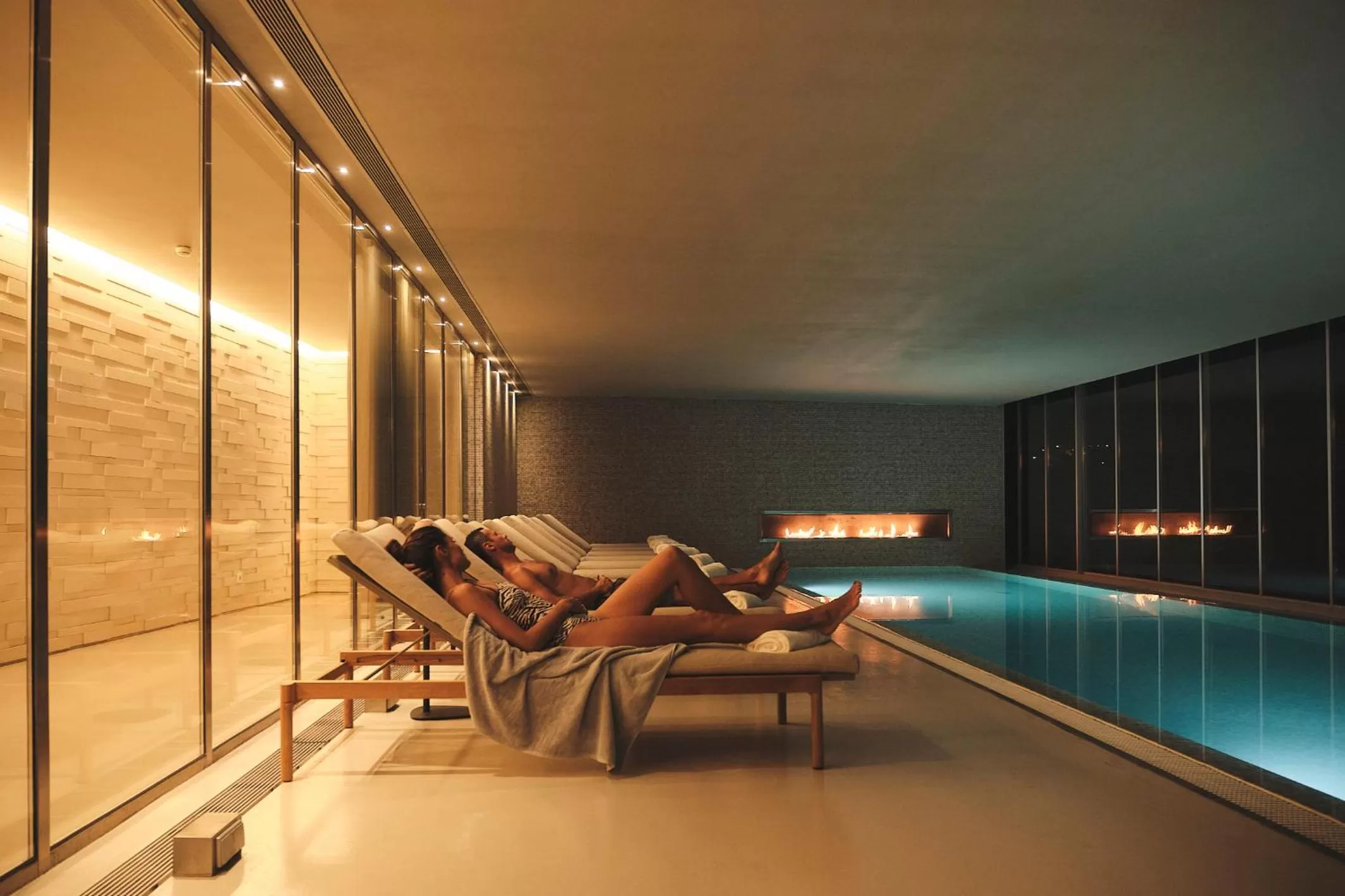 Swimming pool in Octant Douro