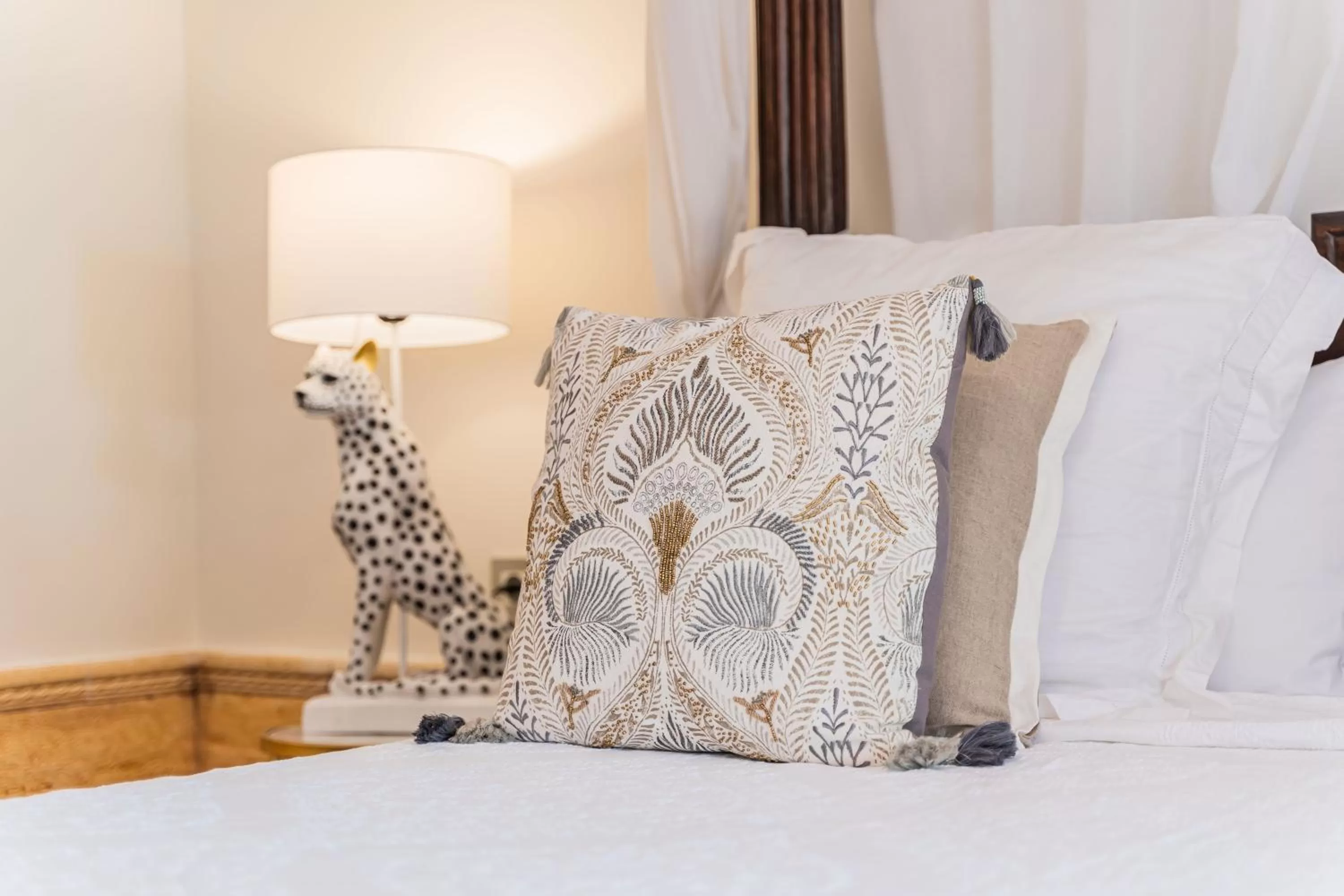 Bed in Events Hotel La Plantación