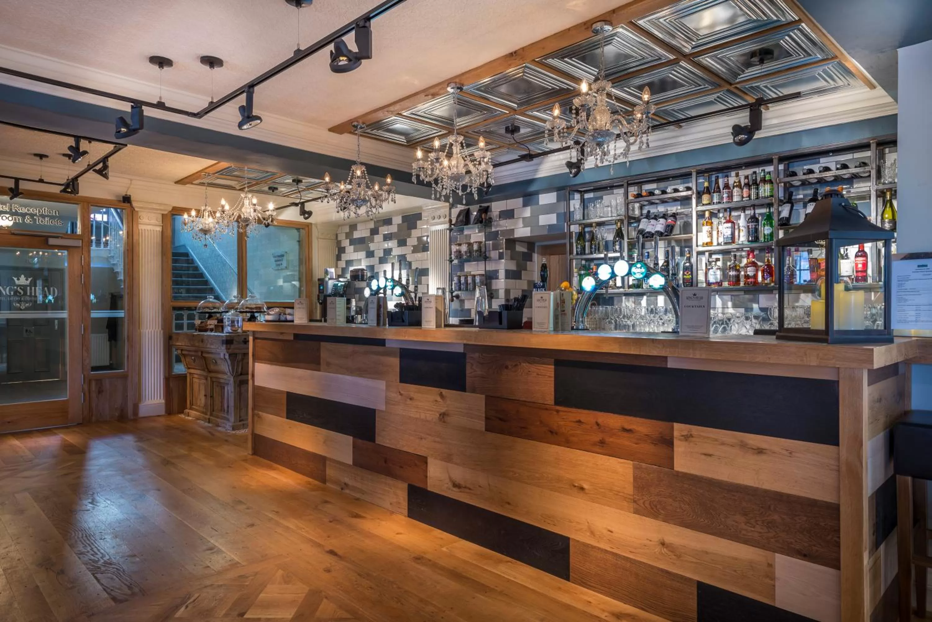 Lounge or bar in The Kings Head Hotel, Richmond, North Yorkshire - The Coaching Inn Group