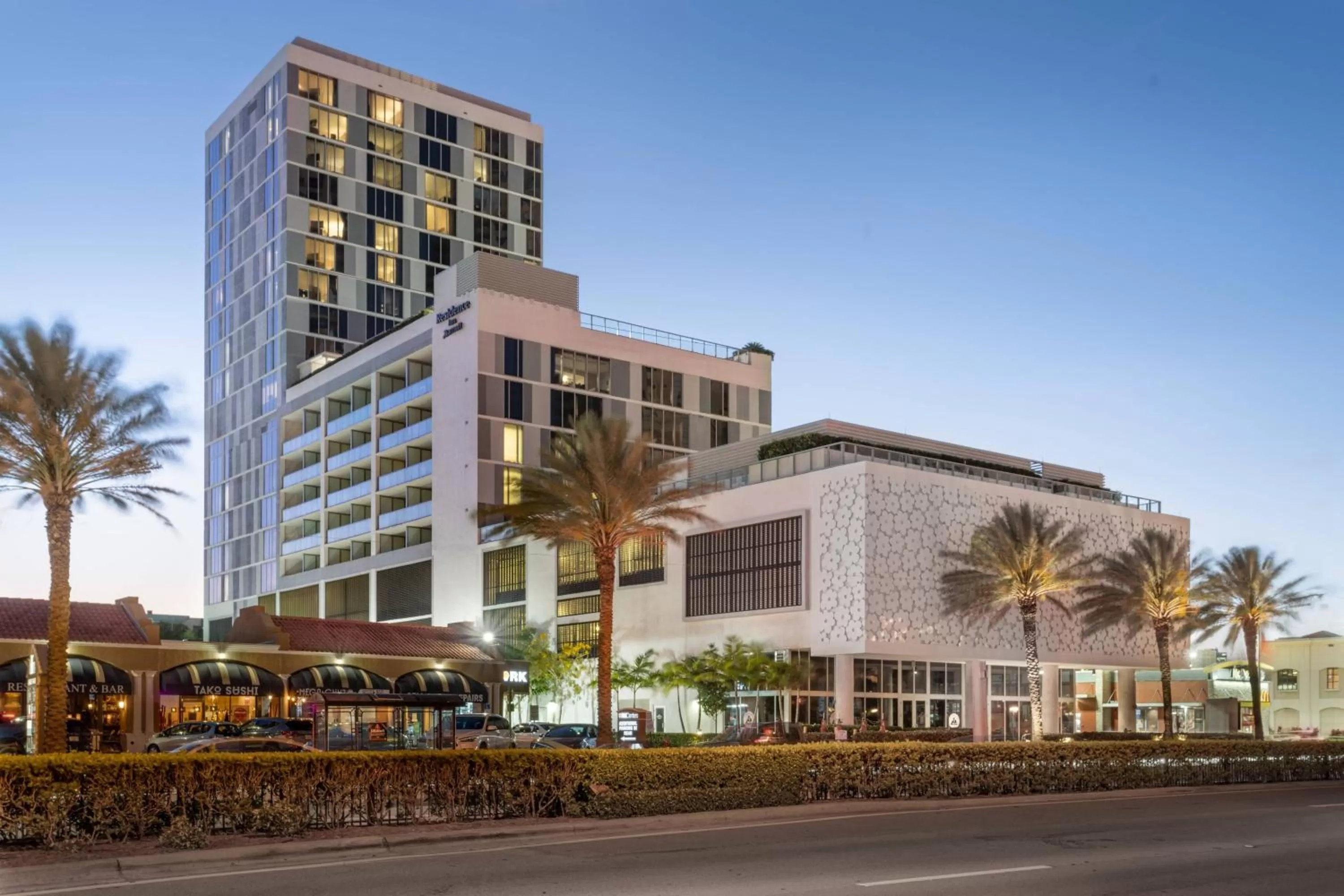 Property building in Residence Inn Miami Sunny Isles Beach