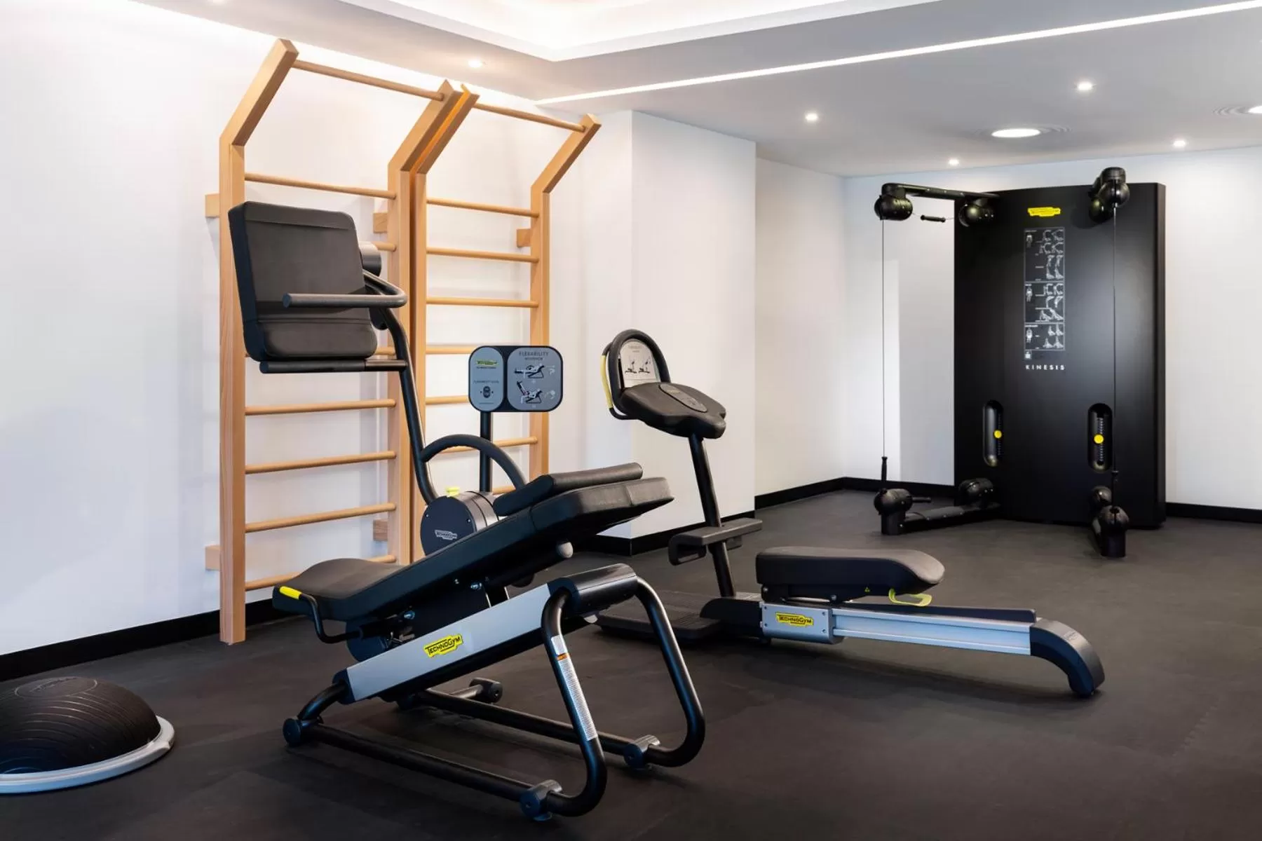 Fitness centre/facilities in Kings' Valley Medical & Spa Hotel