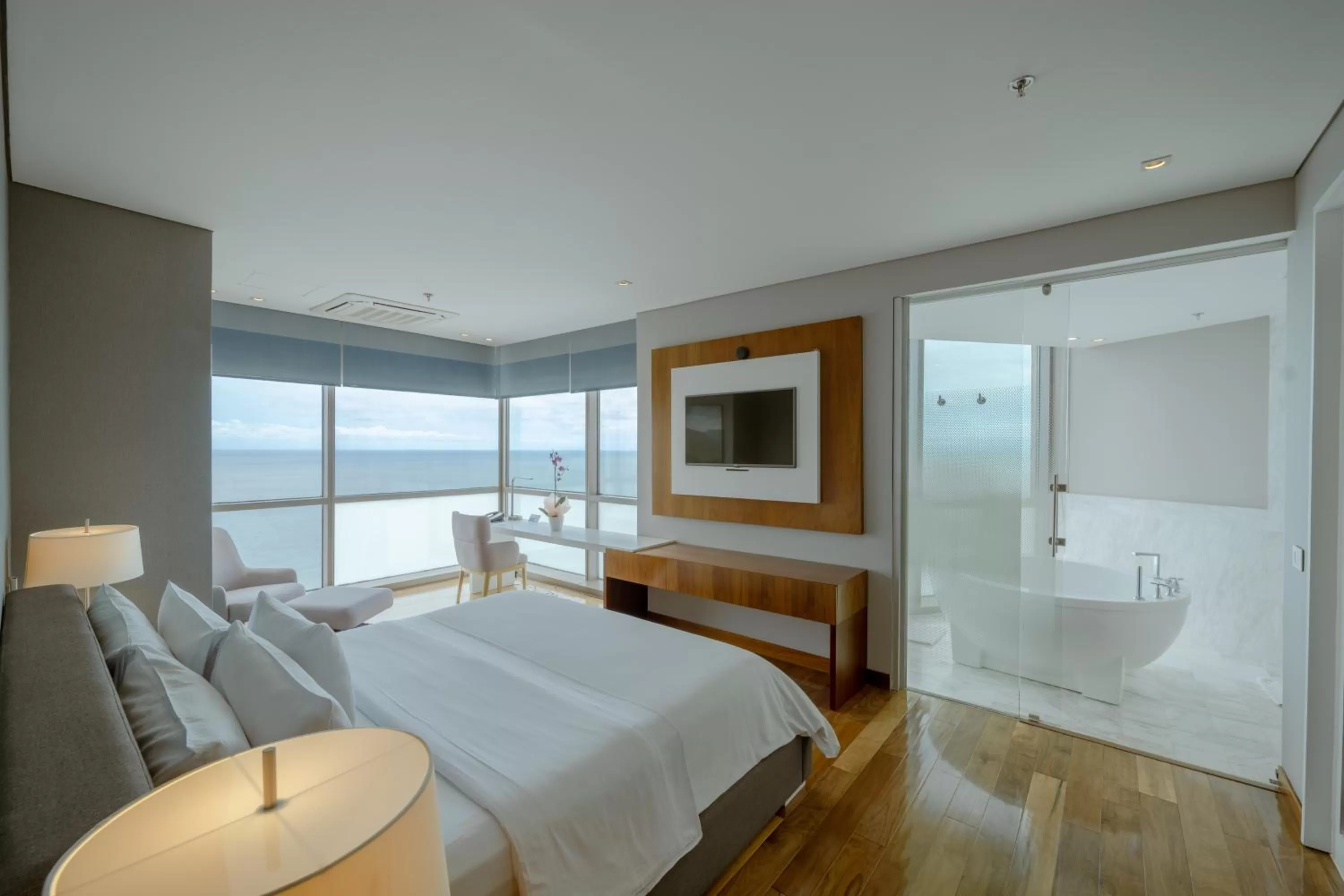 Photo of the whole room, Bed in Hotel InterContinental Cartagena by IHG