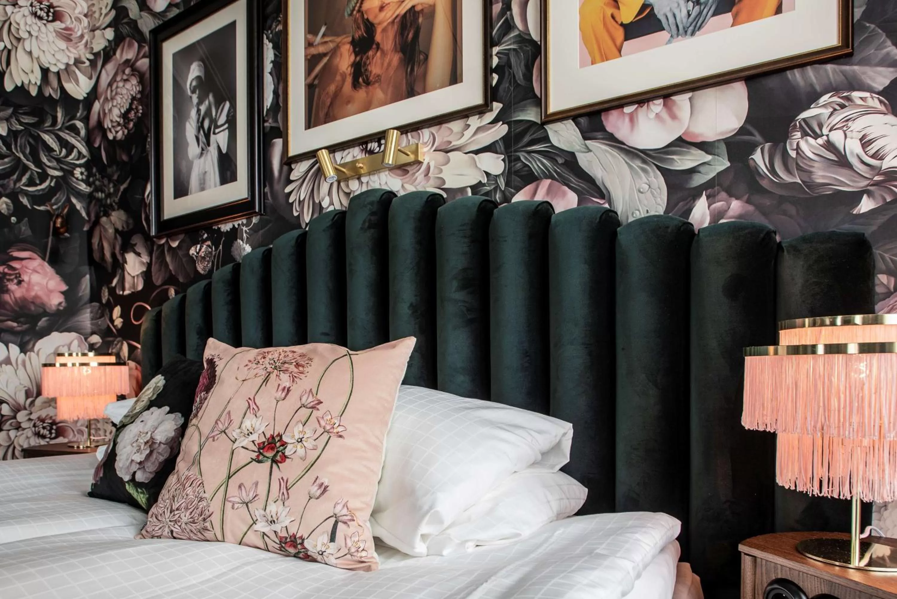 Decorative detail, Bed in The Vault Hotel, WorldHotels Crafted