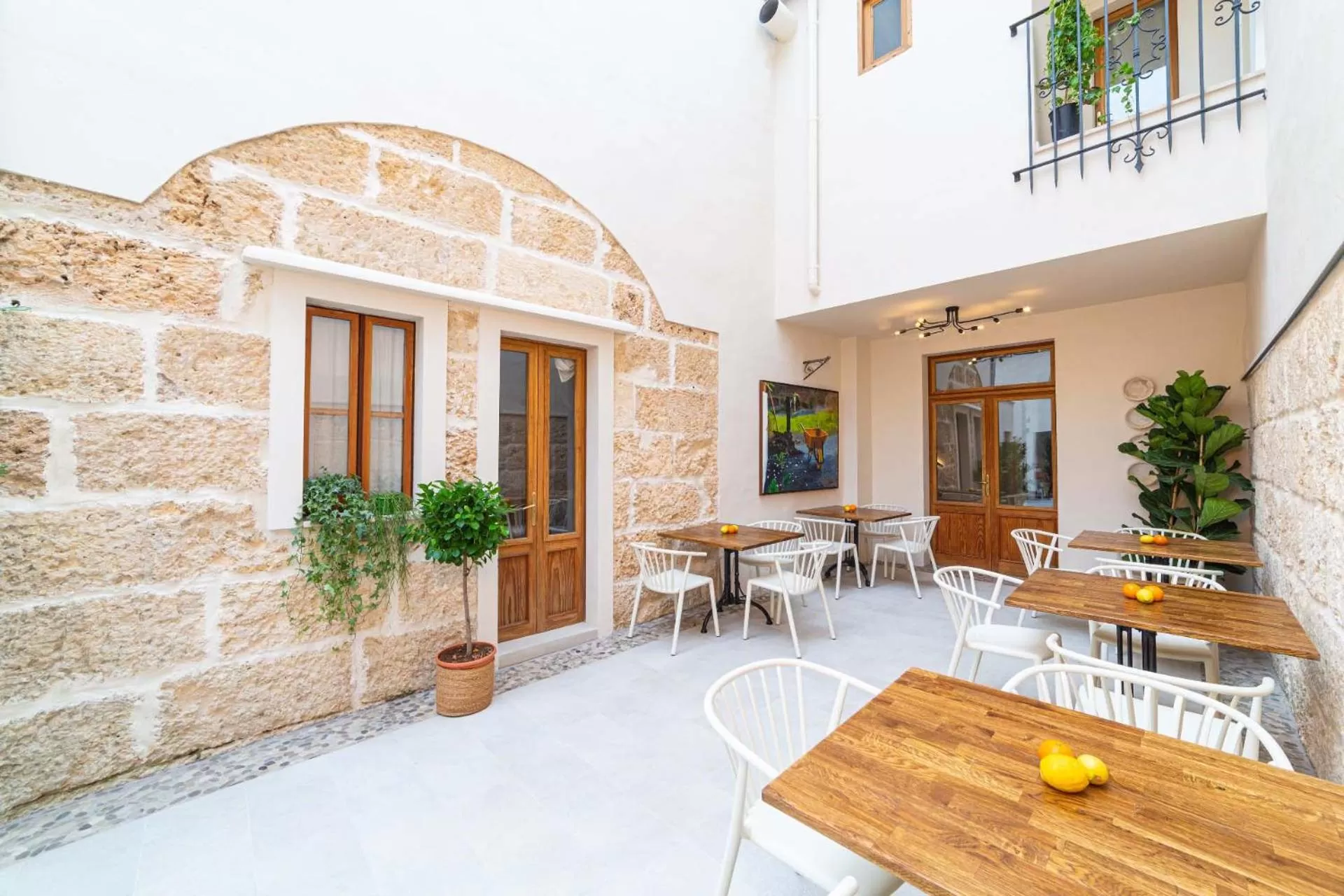 Patio in Flor de Mandarina