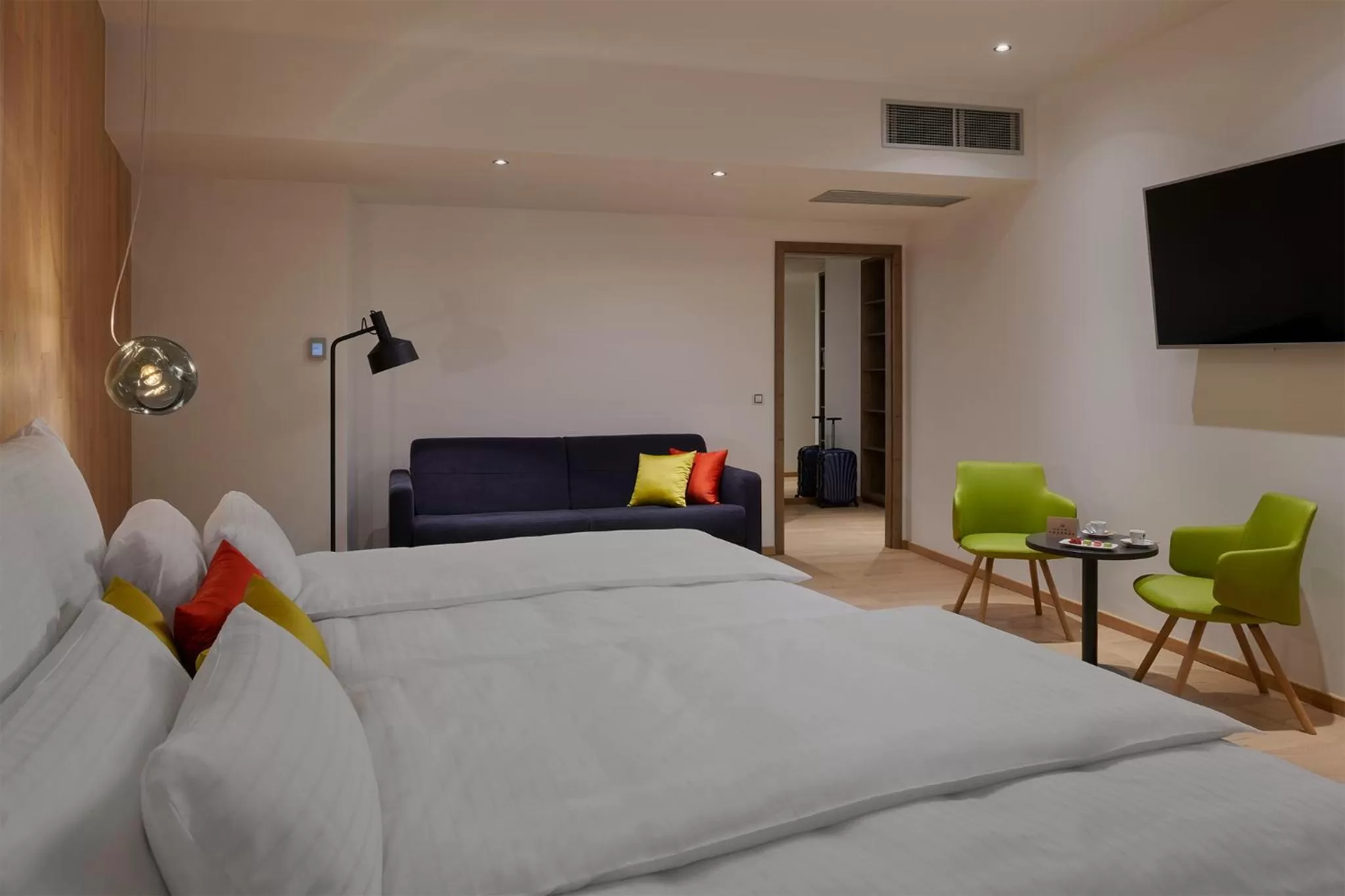 Bed in Hotel Passage