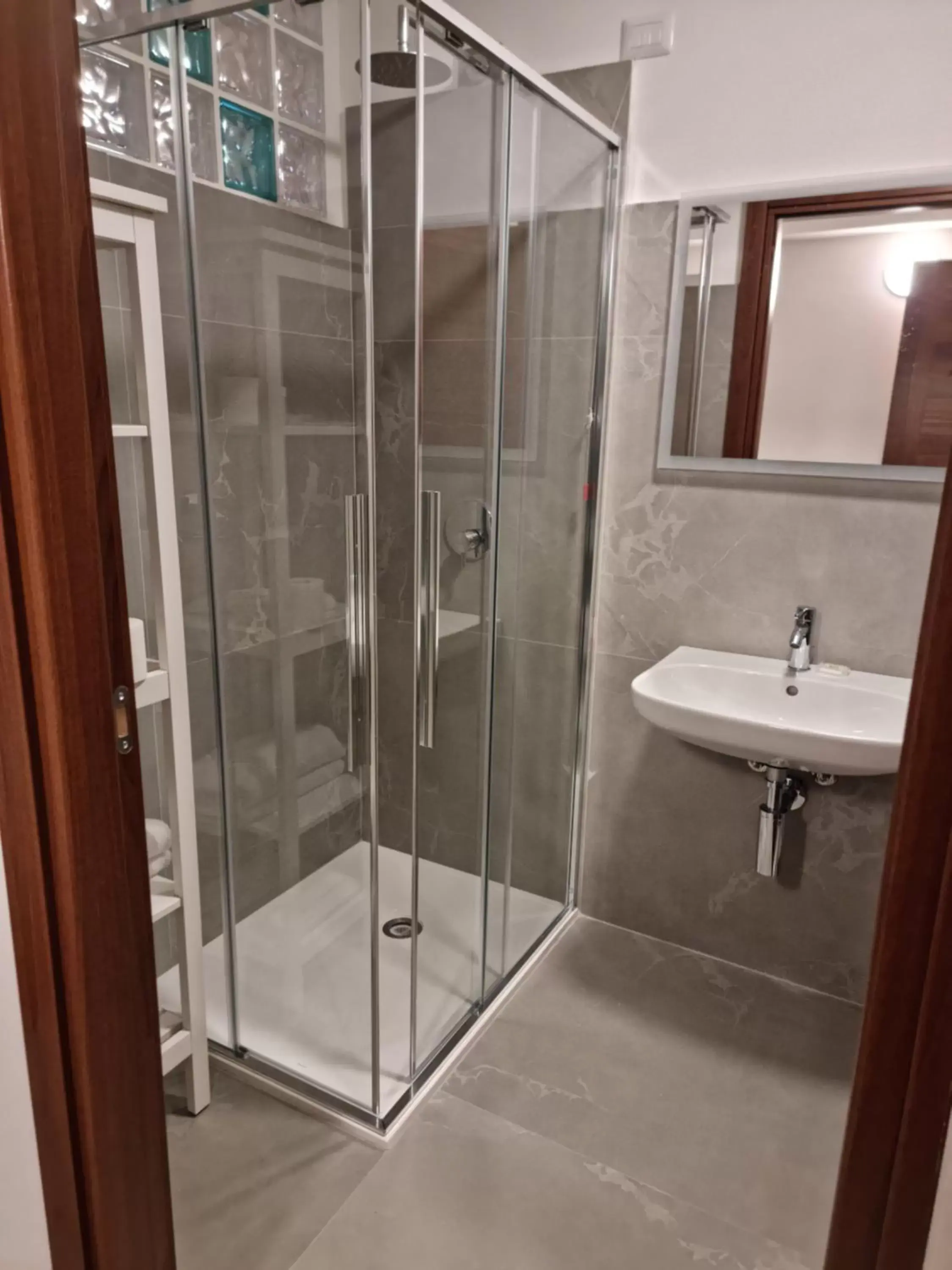 Comfort Quadruple Room in Victoria Royal Garden Comfort Quadruple Room in Victoria Royal Garden