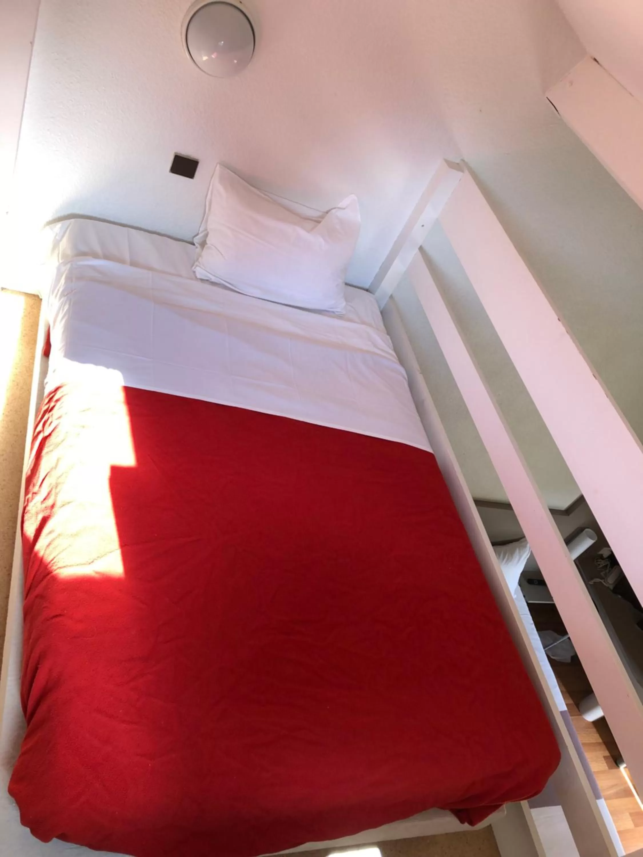 Bed in Hotel Cristol