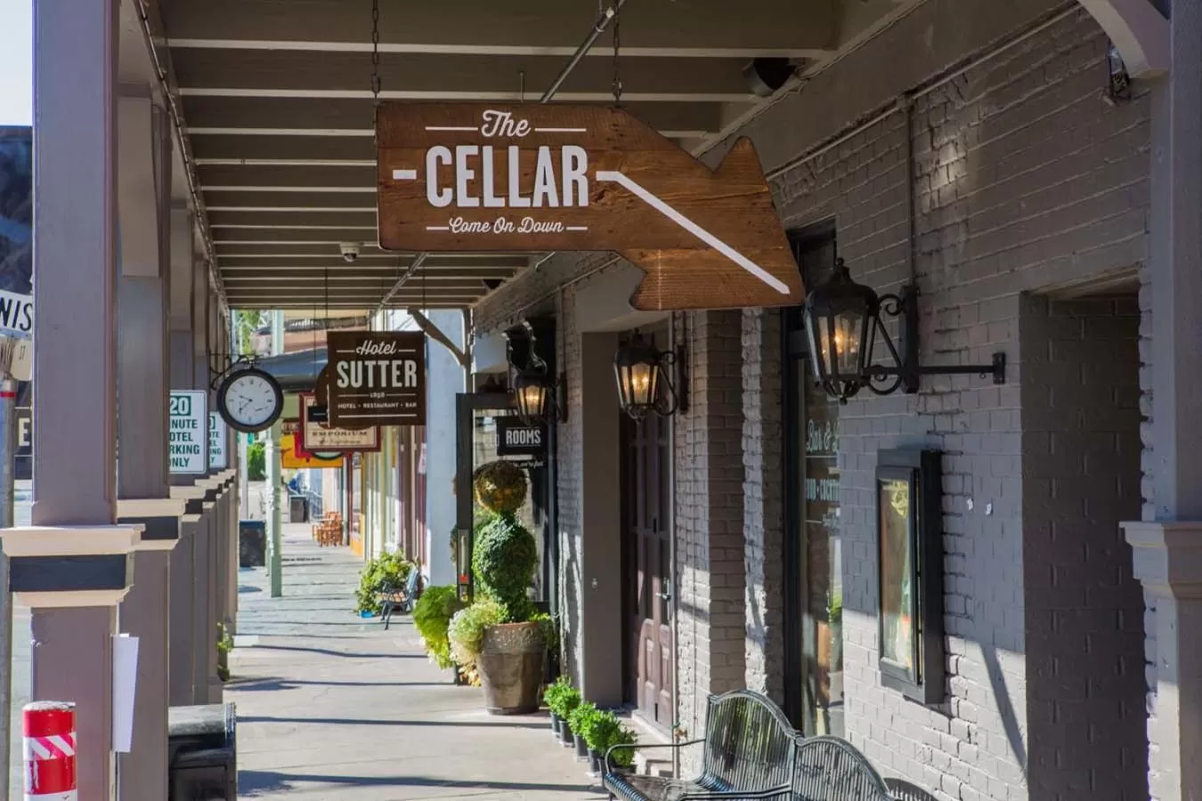 Property building in Hotel Sutter