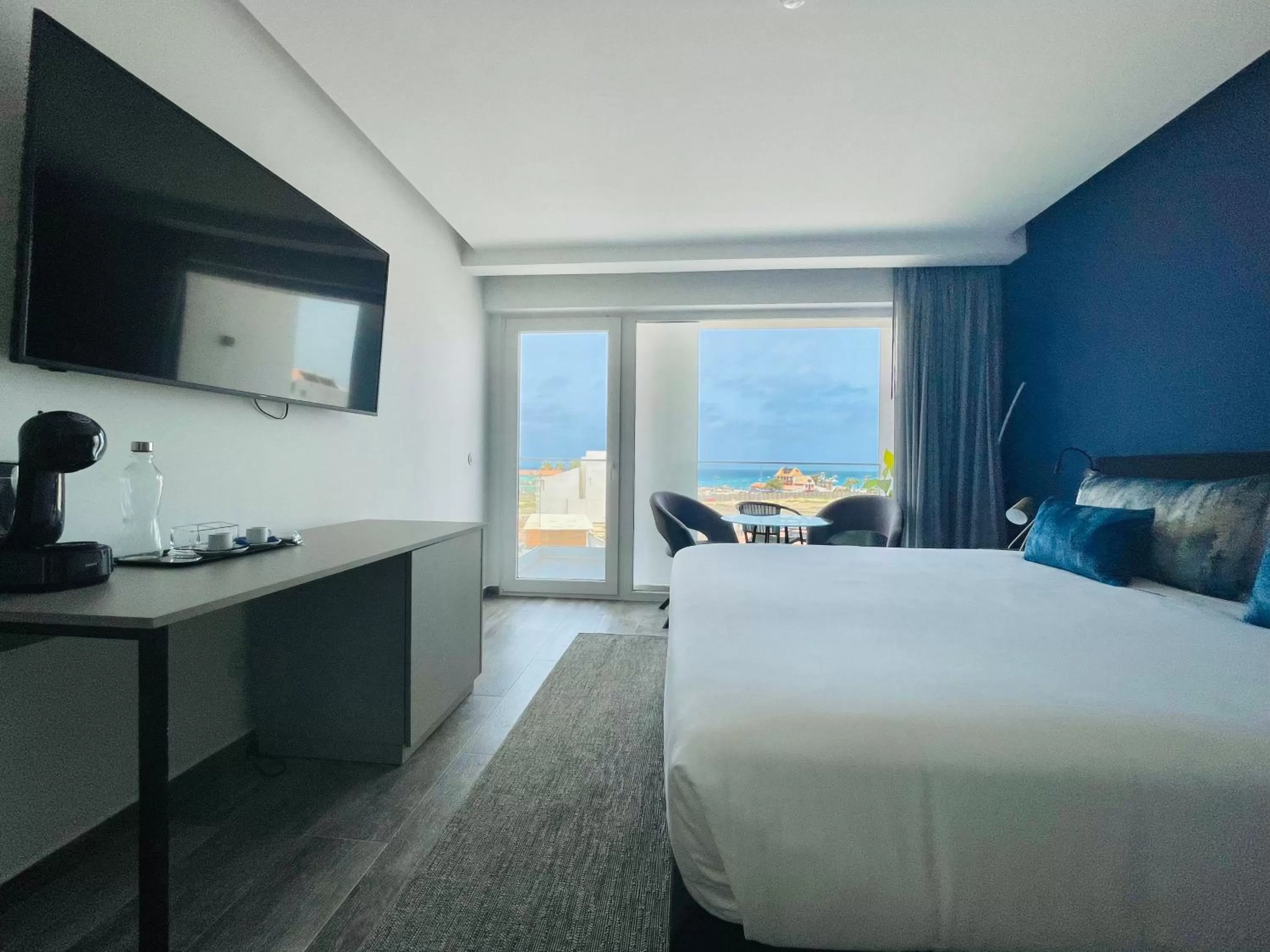 Bed in DESIGN SUITES Boutique Hotel - Adults Only