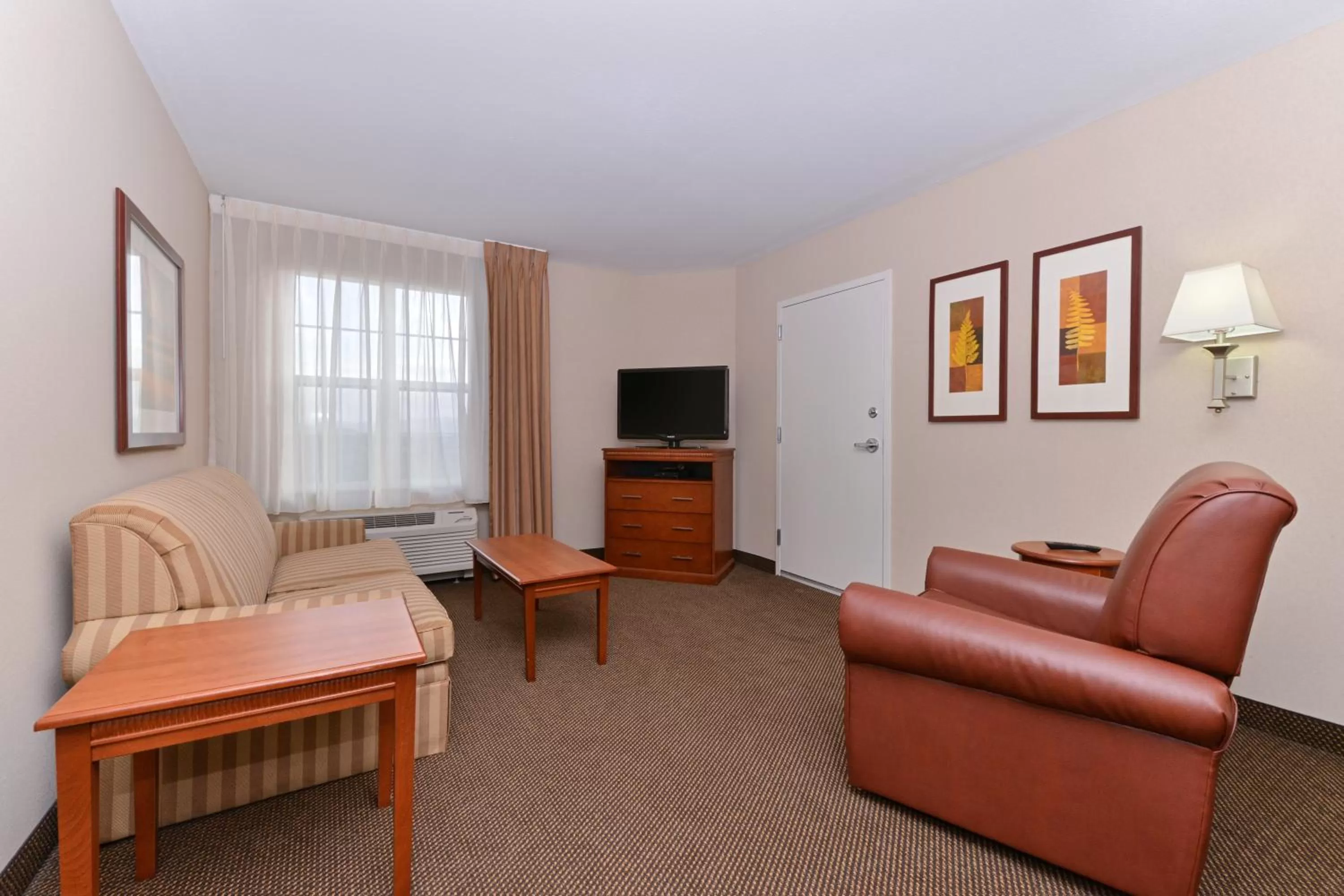 Bedroom in Candlewood Suites Elmira Horseheads by IHG
