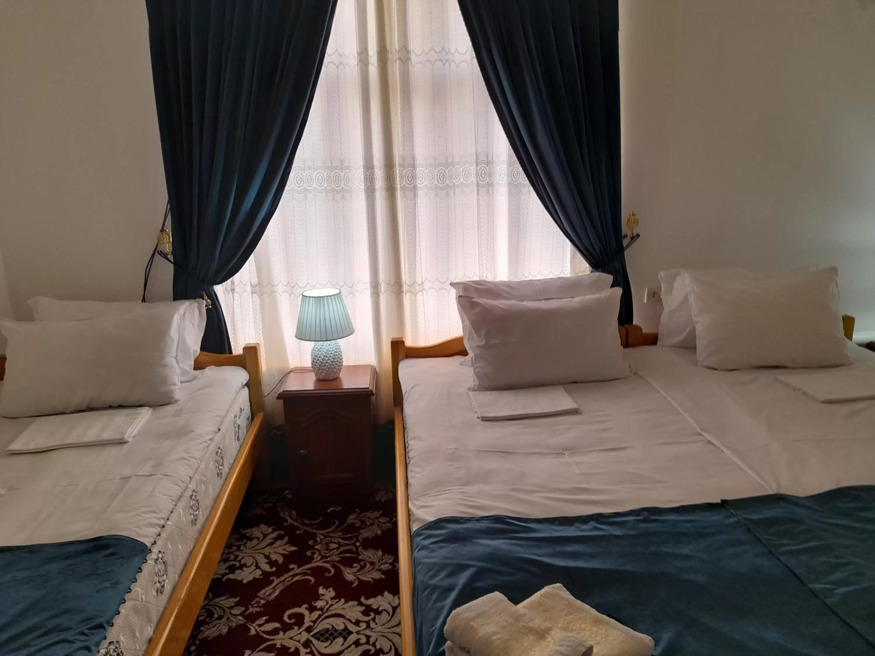 Property building, Bed in Boutigue Hotel Parvina