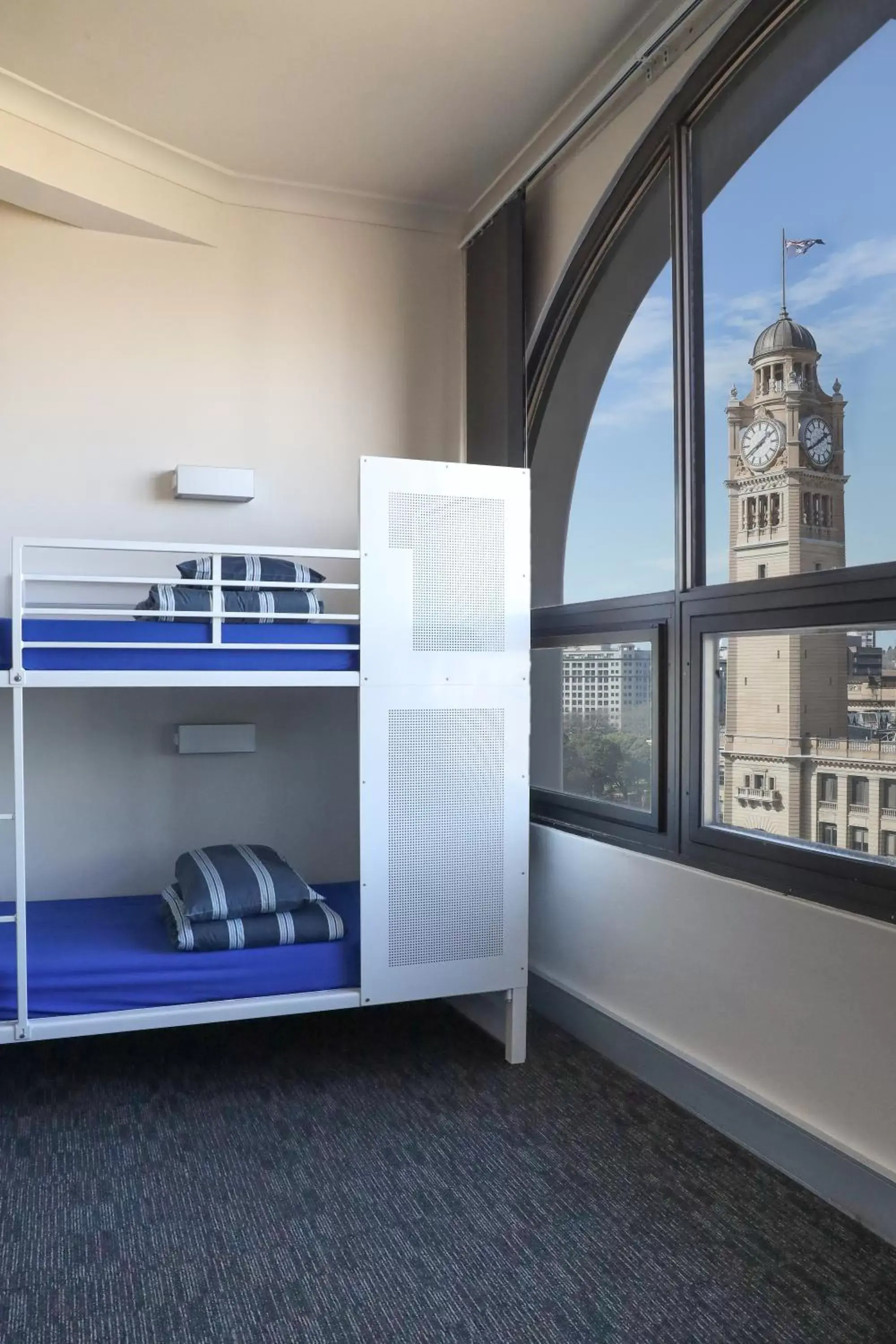Bed in 10-Bed Mixed Dormitory Room with Shared Bathroom in Wake Up! Sydney Central Bed in 10-Bed Mixed Dormitory Room with Shared Bathroom in Wake Up! Sydney Central