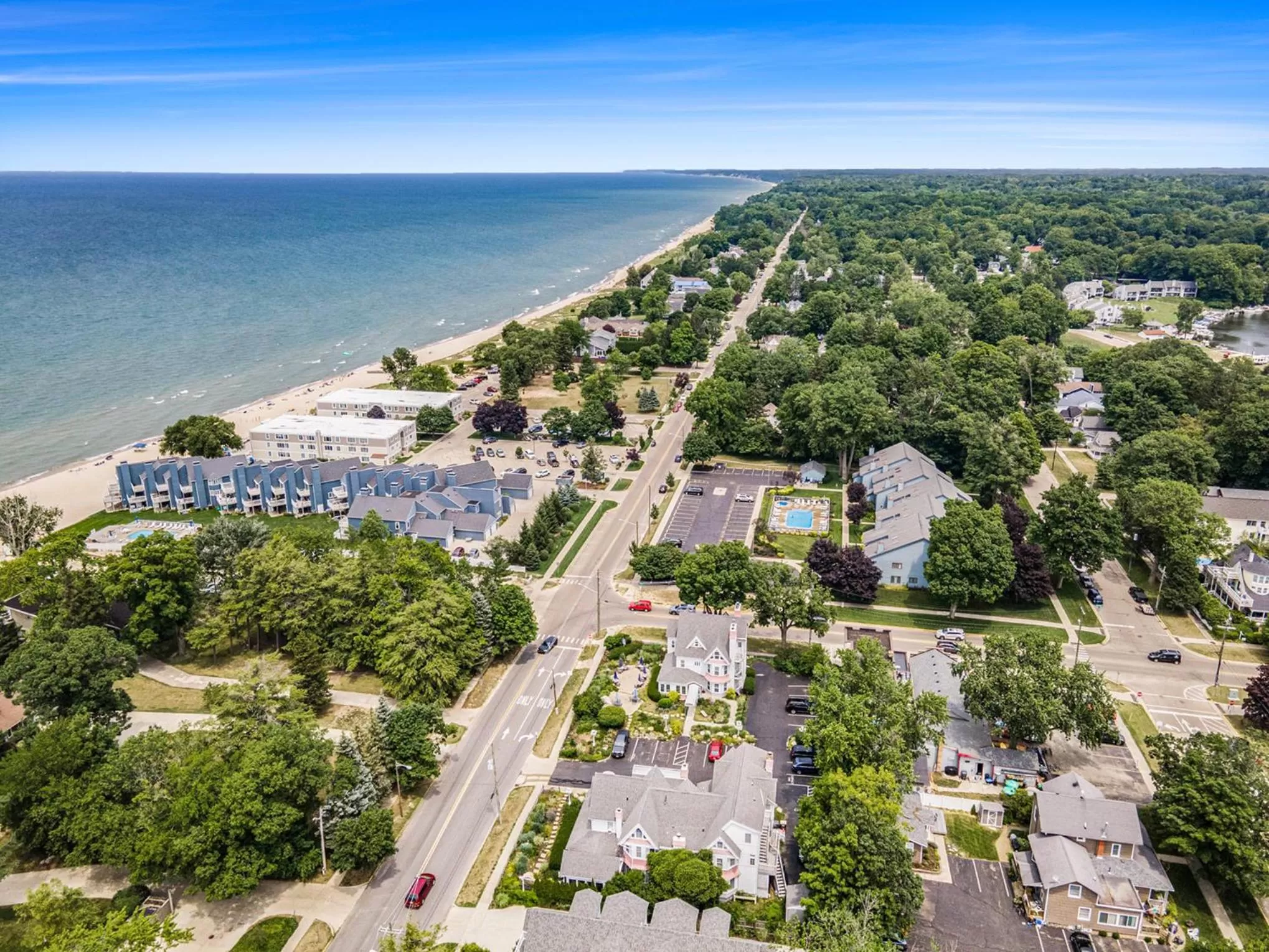 Property building in Yelton Manor Bed and Breakfast