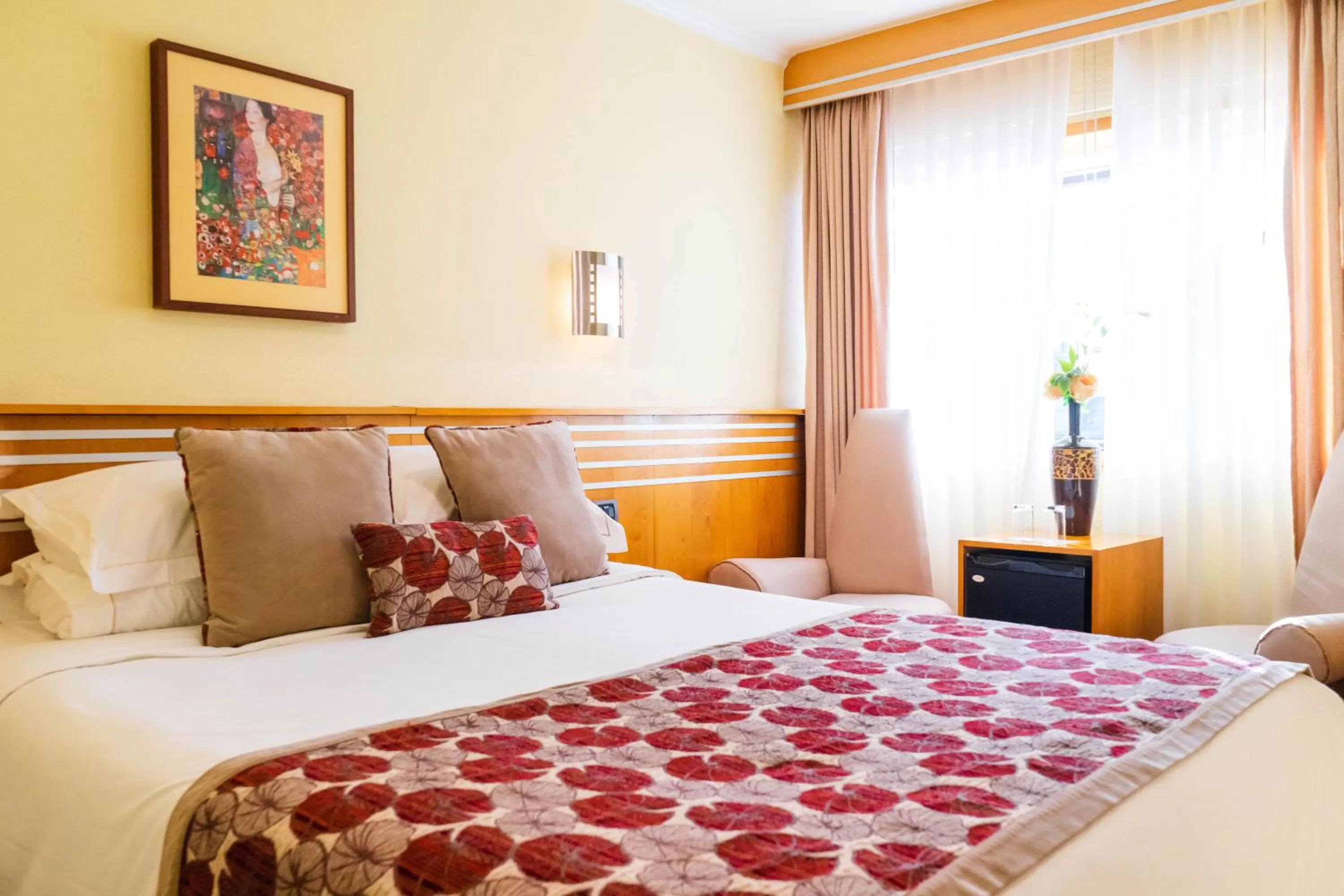 Staff, Bed in Hotel Ankara