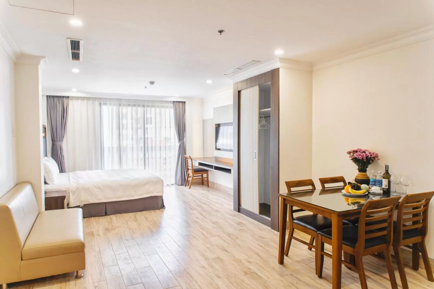 Photo of the whole room, Bed in Seven Seas Hotel Nha Trang