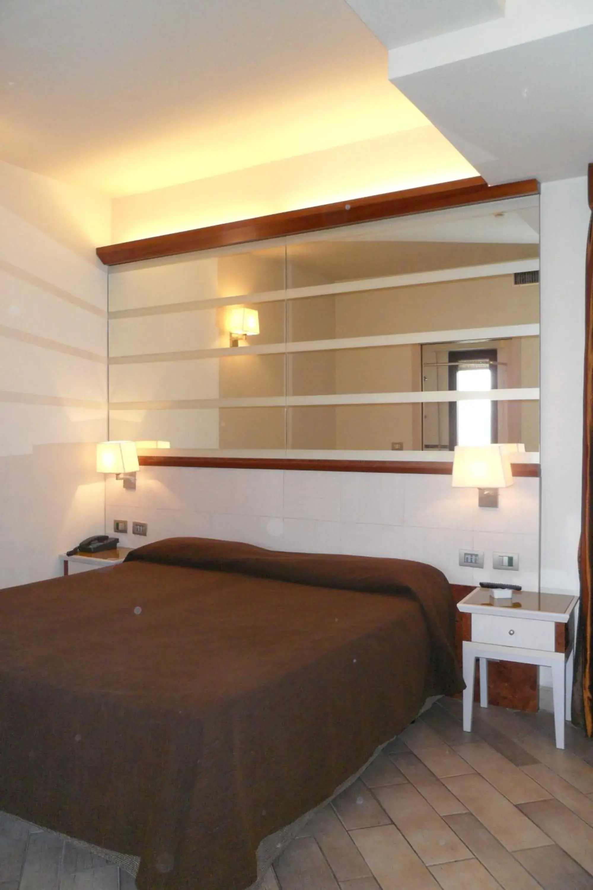 Double Room in Hotel Eden Double Room in Hotel Eden