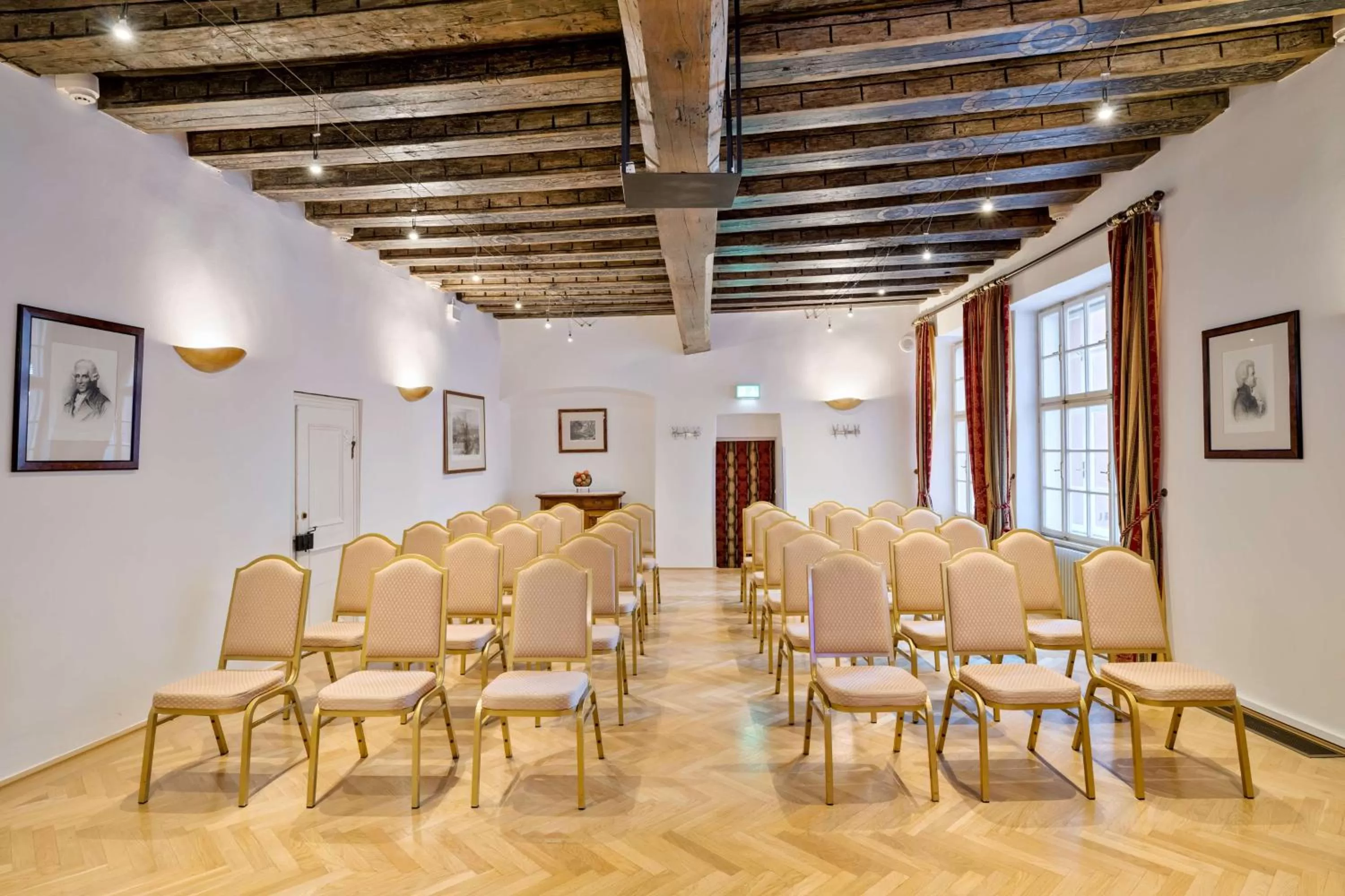 Meeting/conference room in Radisson Blu Hotel Altstadt