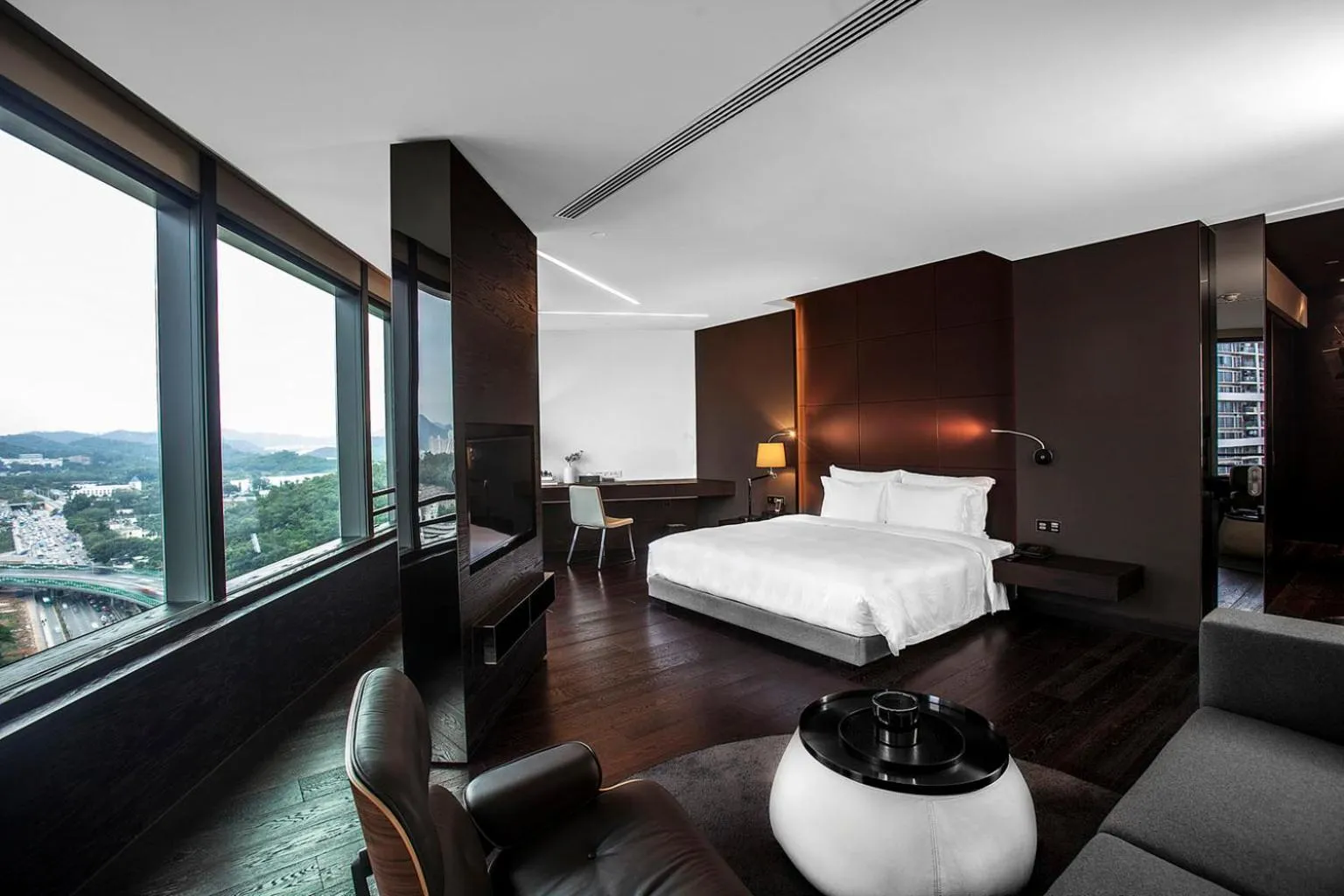 Bedroom, Bed in Shenzhen O Hotel