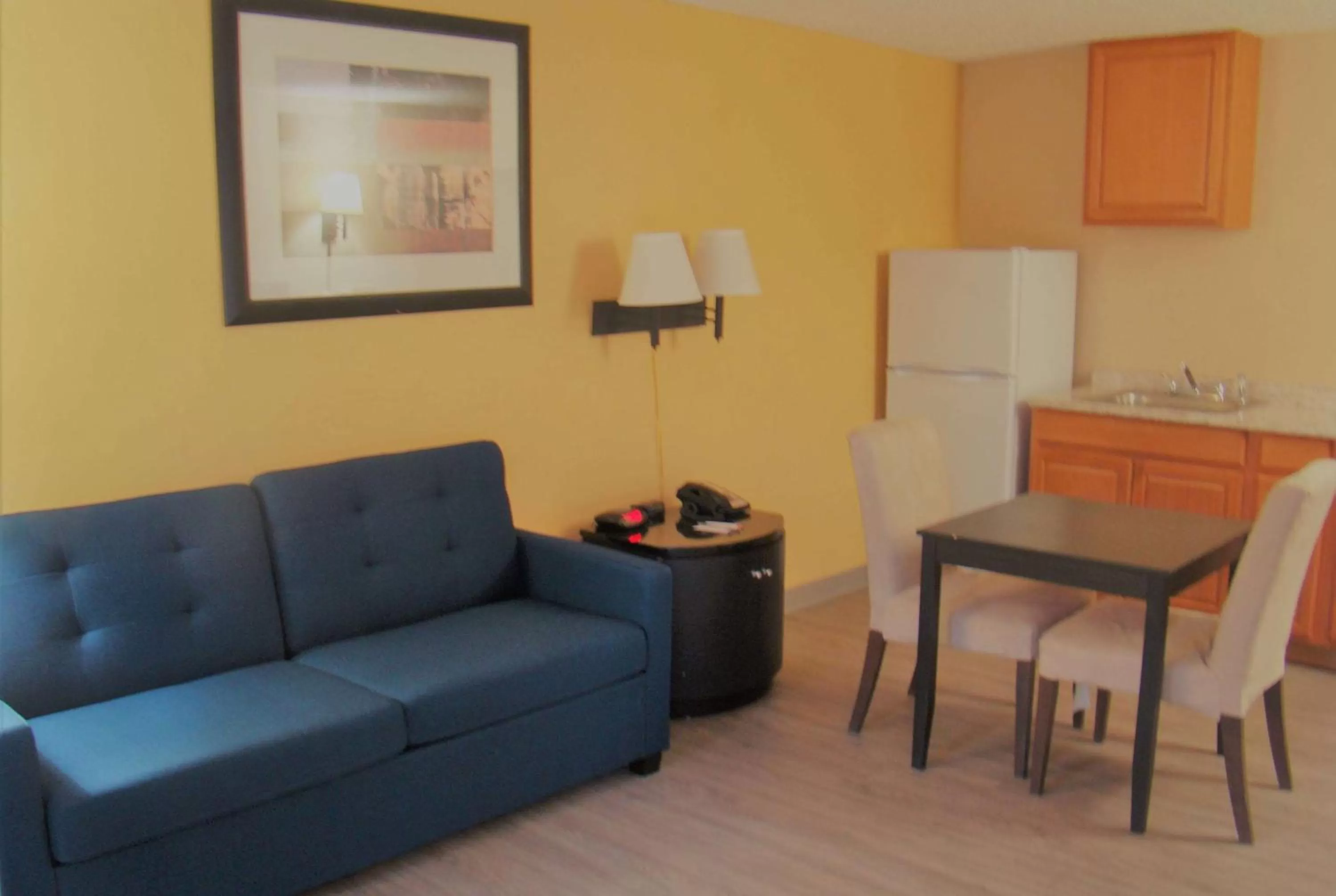 Photo of the whole room in Baymont by Wyndham Front Royal Near Shenandoah National Park