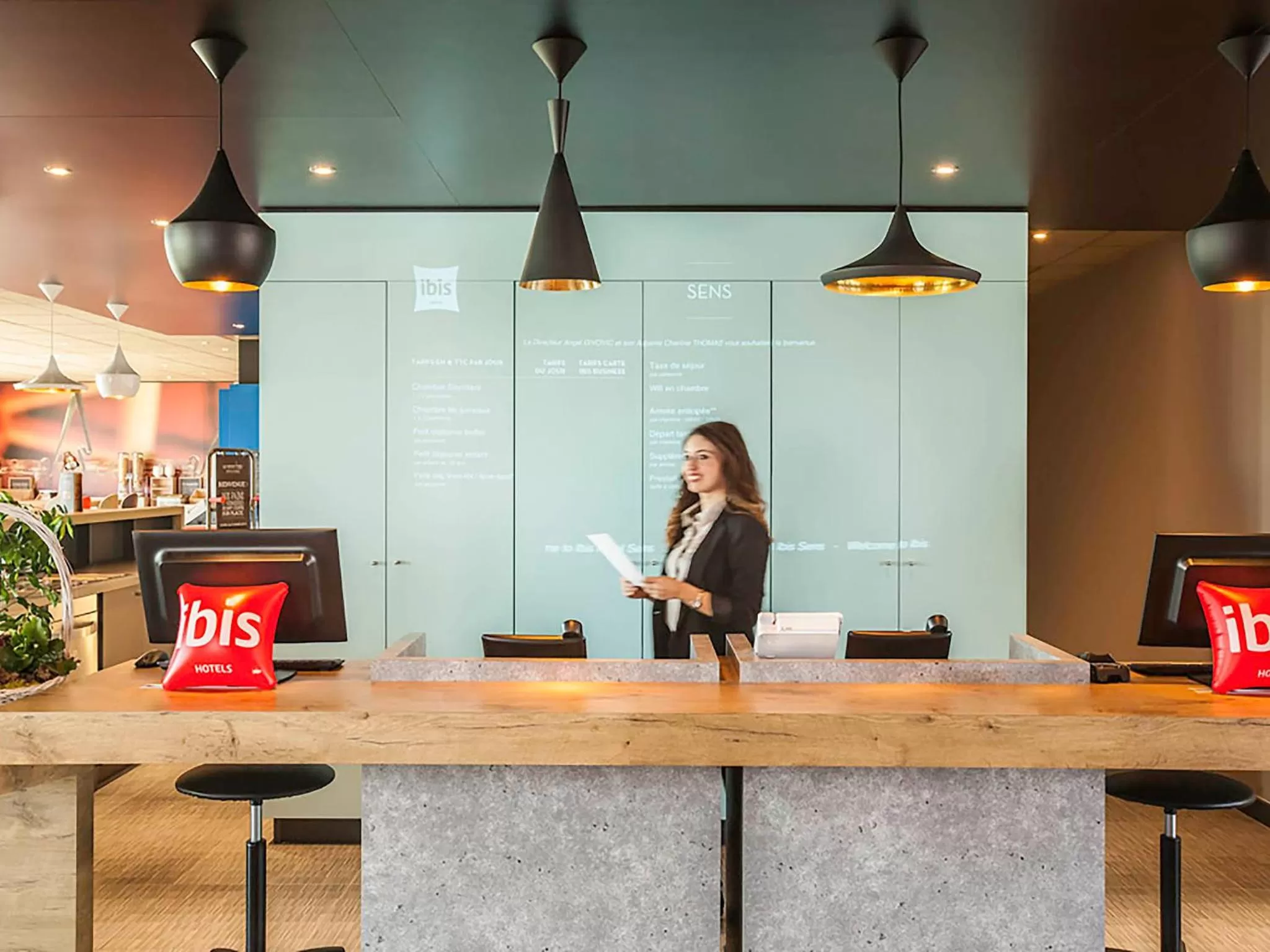 Lobby or reception in ibis Sens