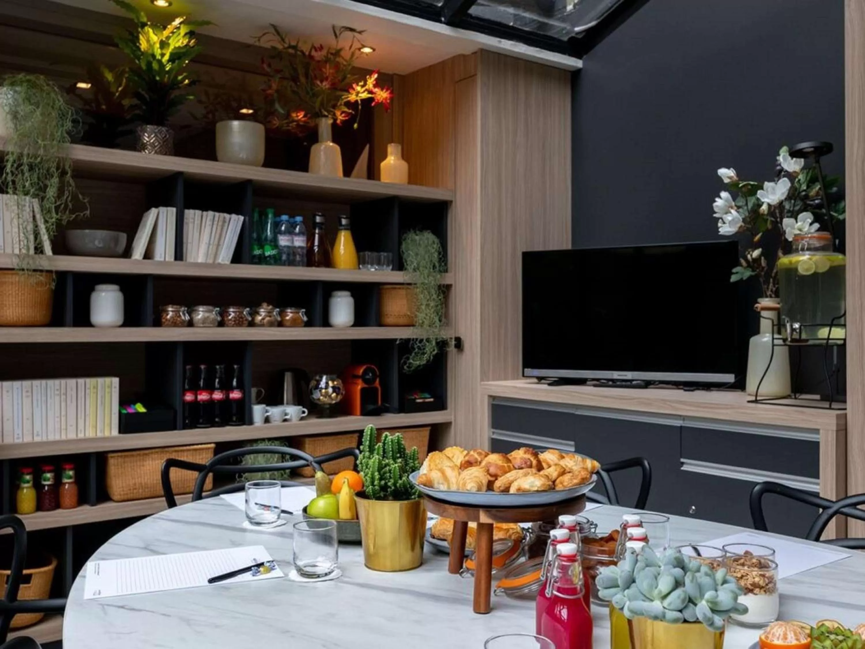 Food and drinks in Mercure Paris Alesia