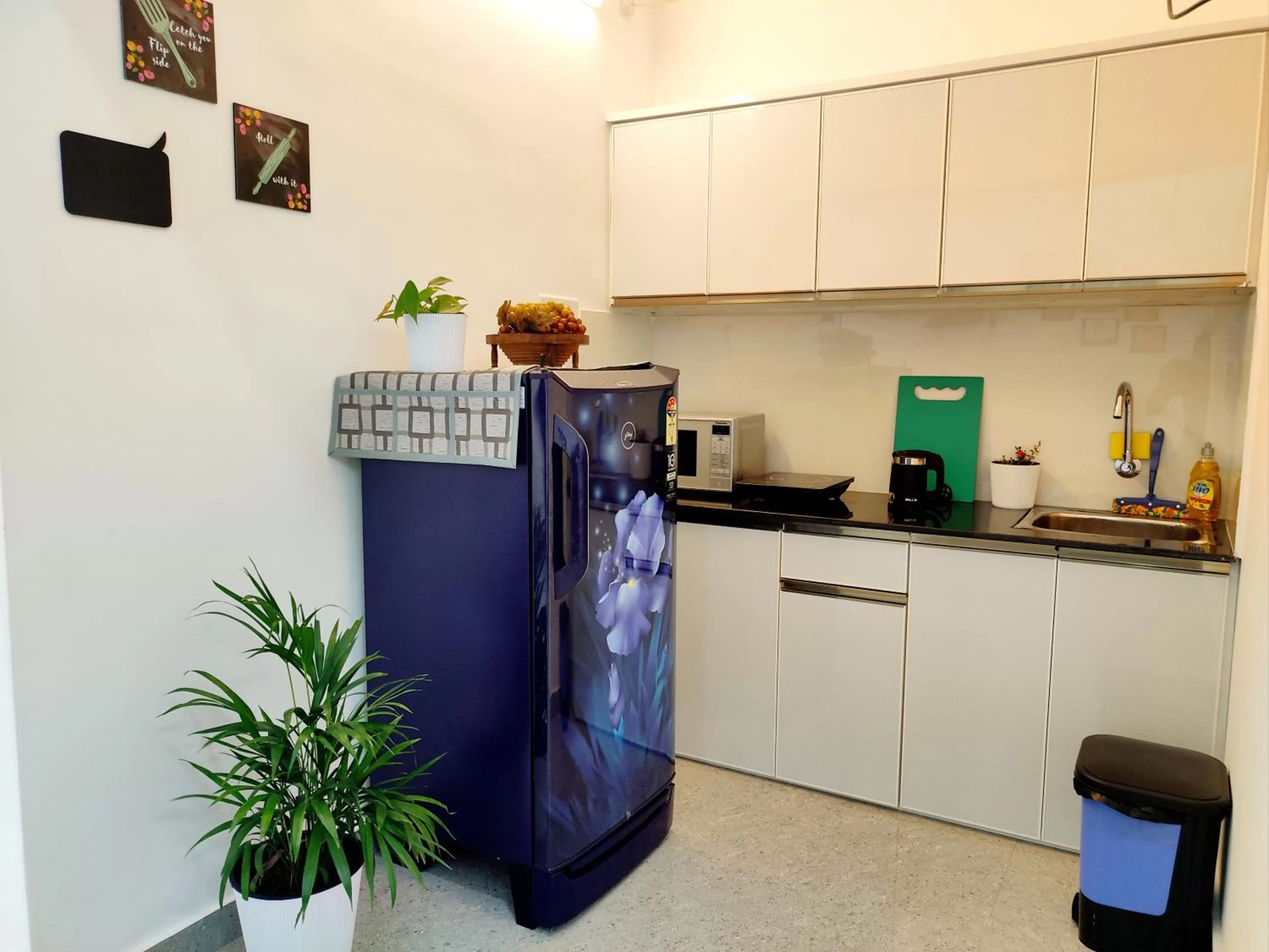 Coffee/tea facilities, Kitchen/Kitchenette in Happy Buddha S4