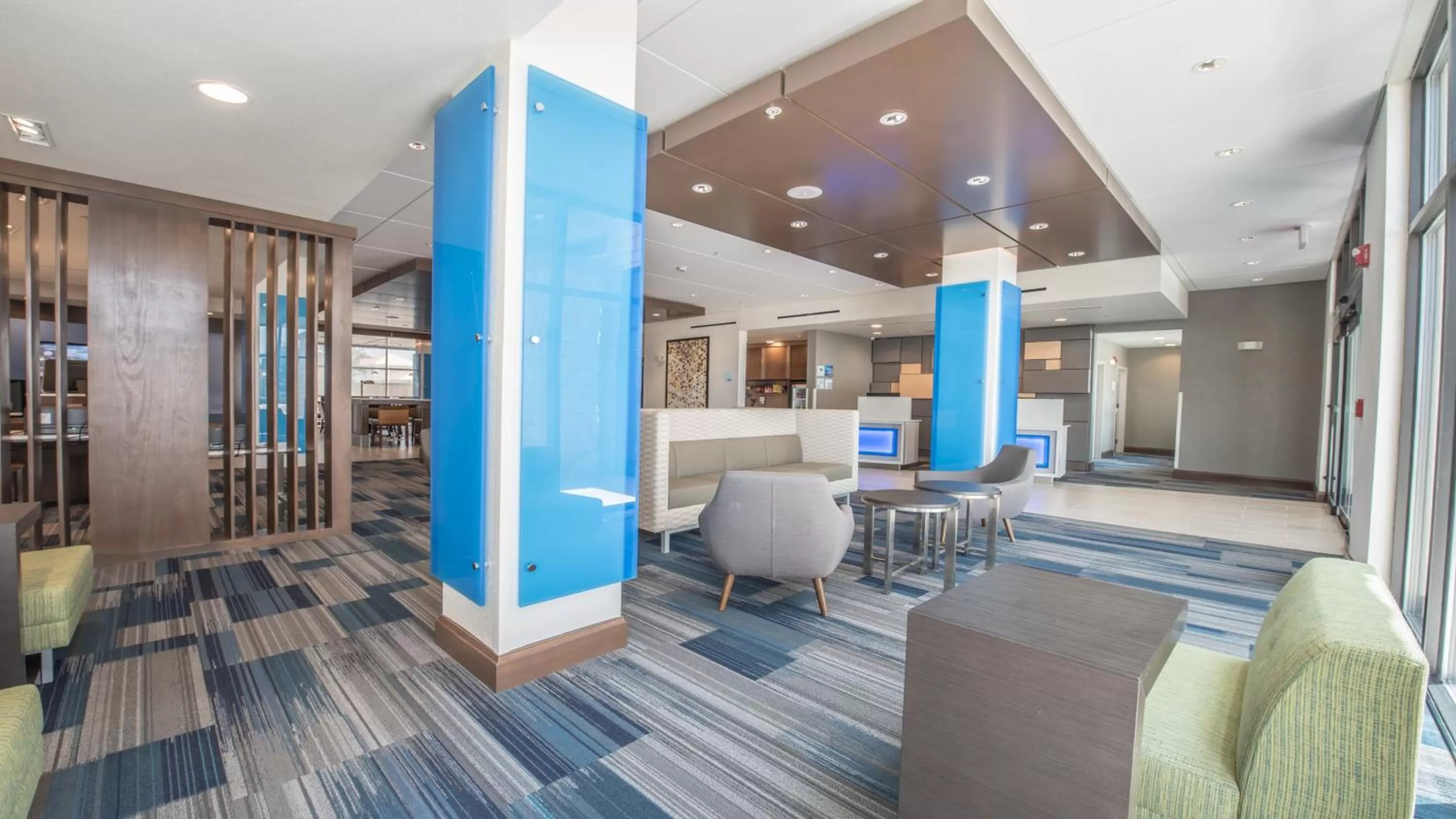 Breakfast in Holiday Inn Express & Suites - Dripping Springs - Austin Area by IHG