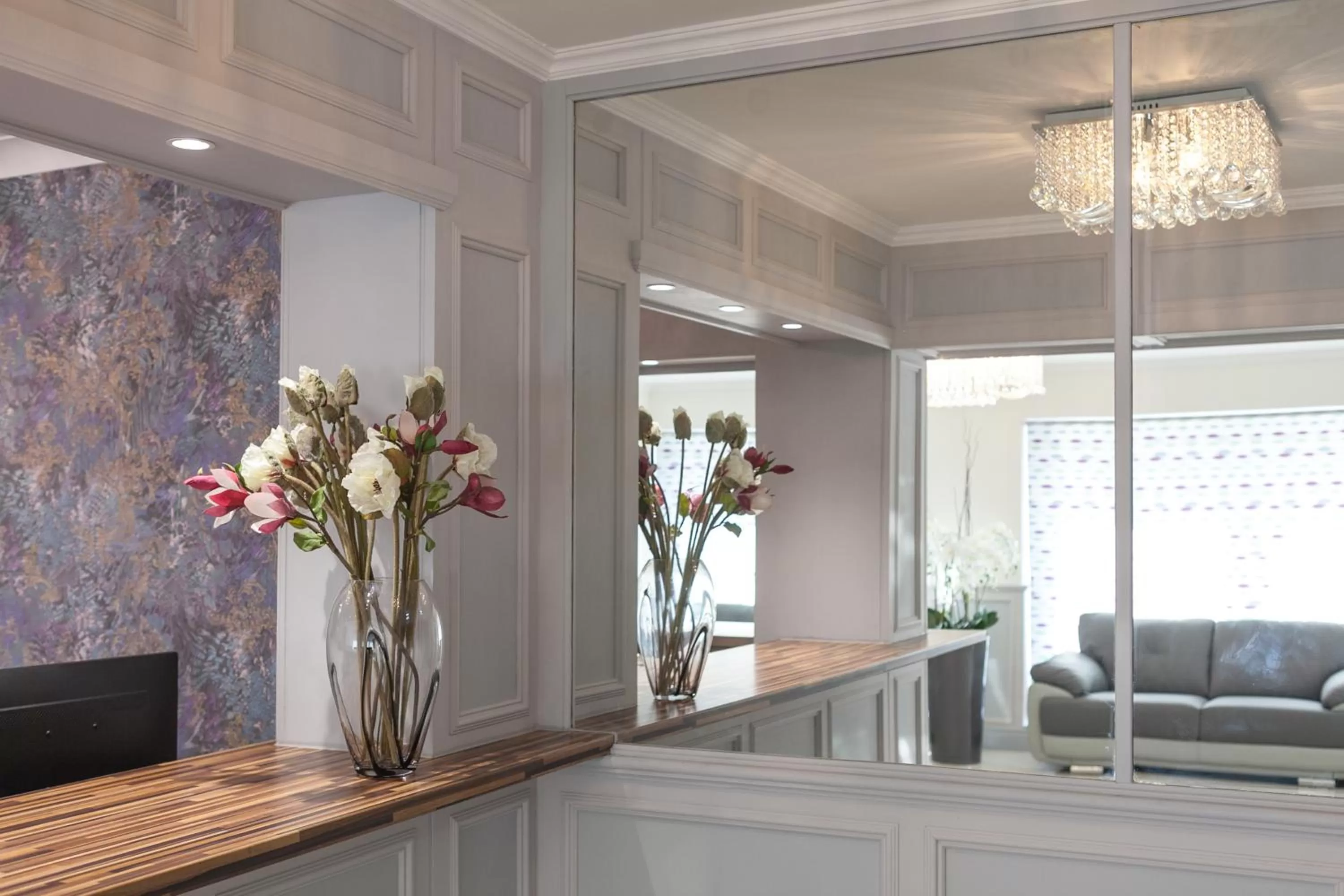 Lobby or reception in Celtic International Hotel