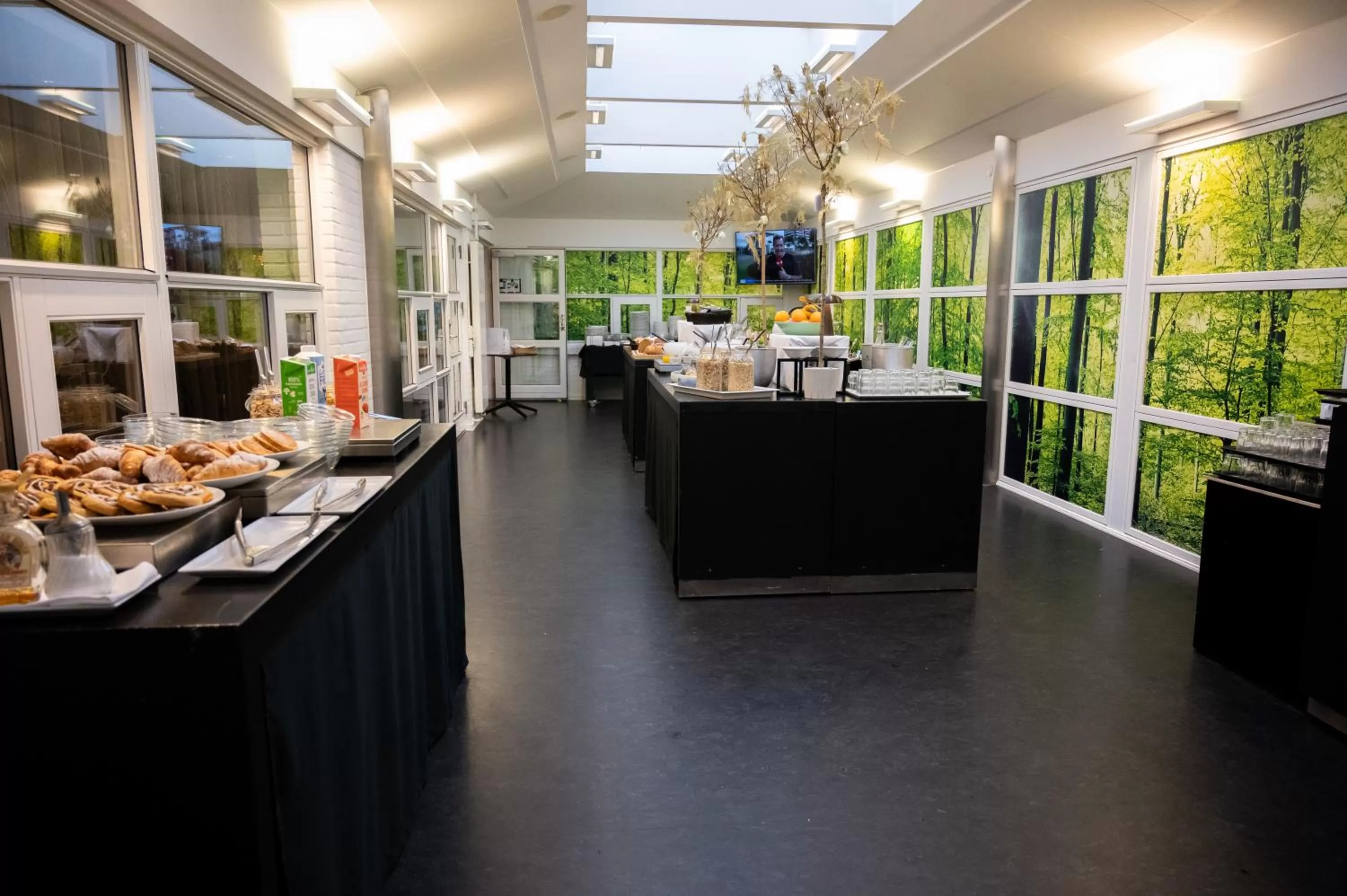 Food and drinks in Hotel Svanen, Small Danish Hotels & BW Signature Collection