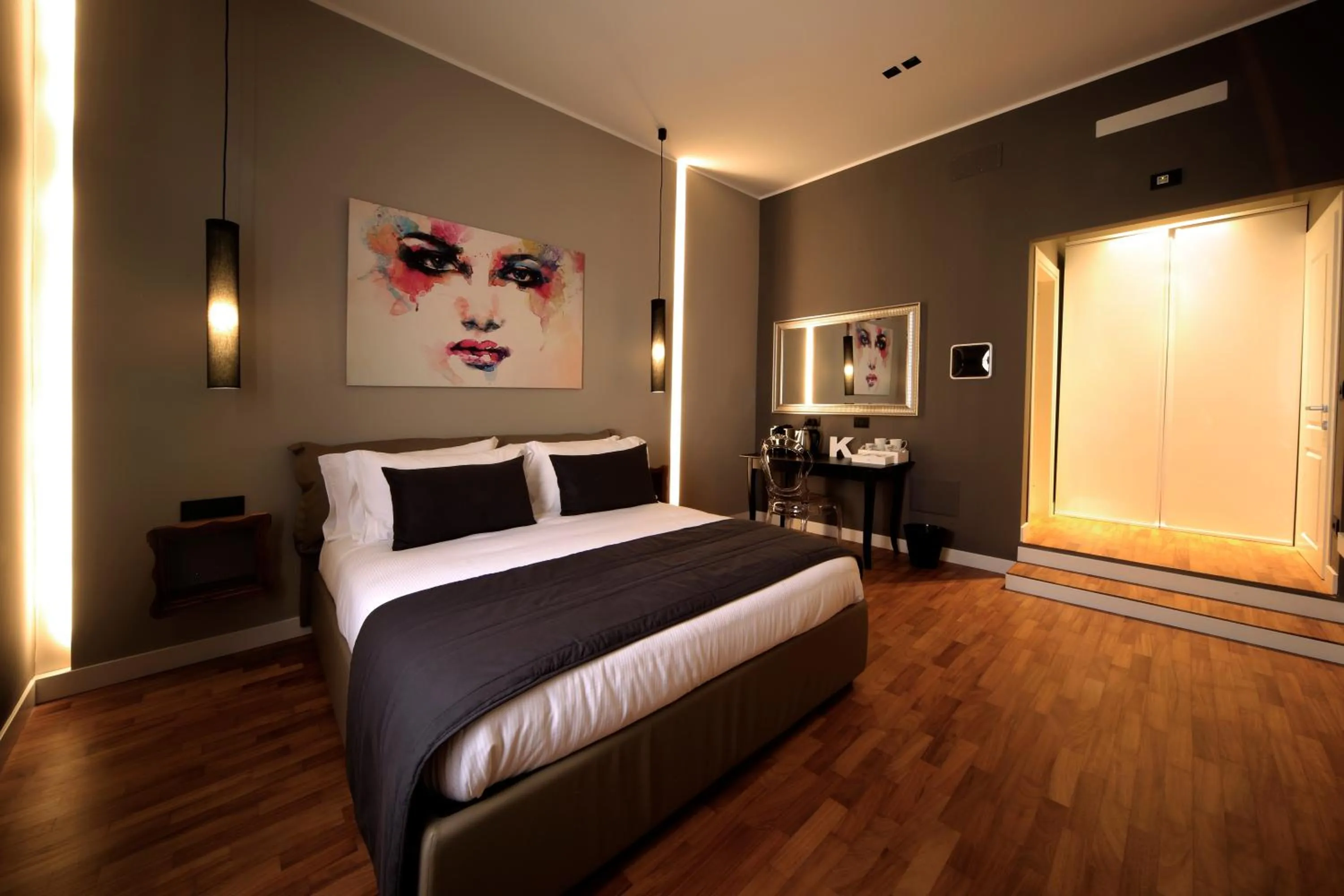 Other, Bed in K Rooms