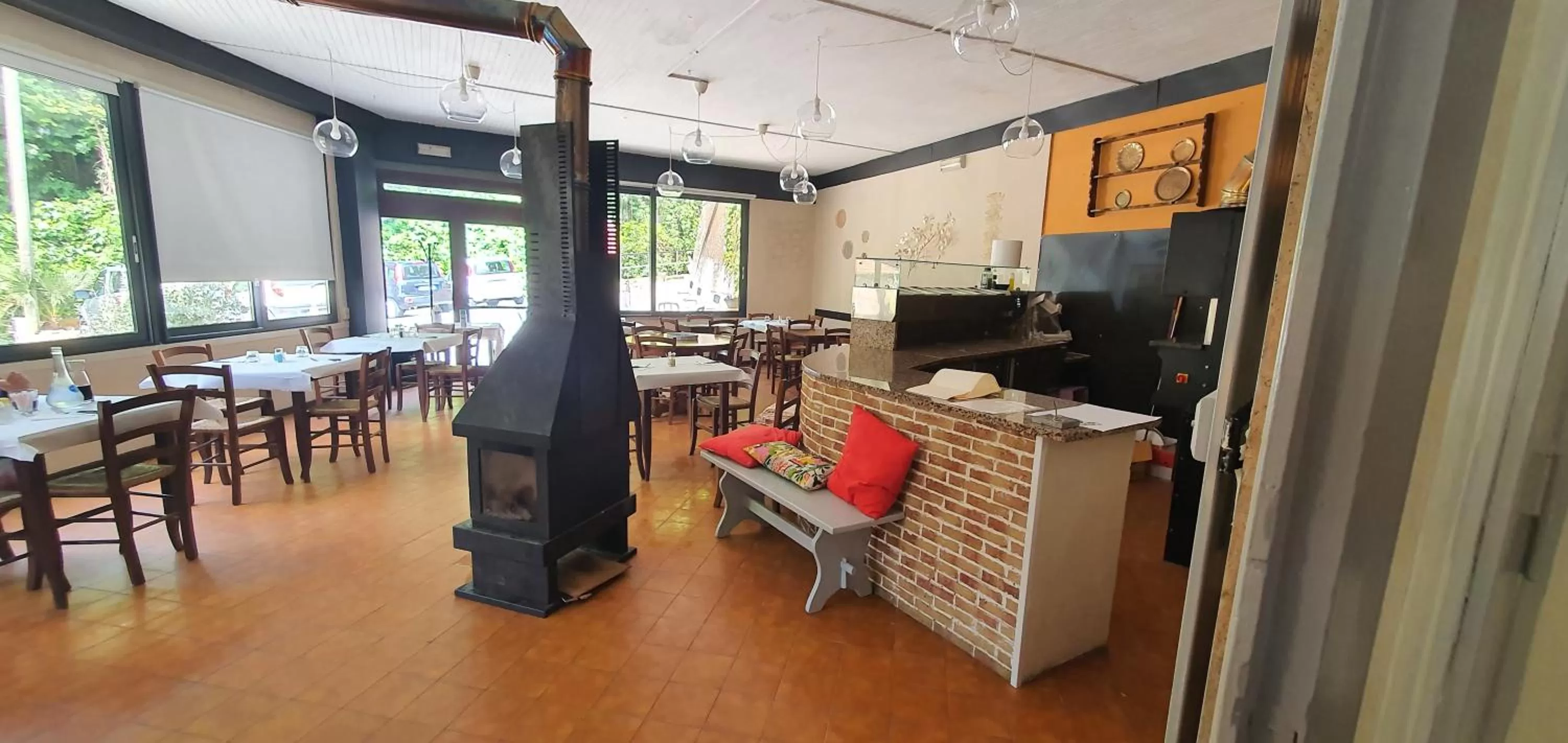 Restaurant/Places to Eat in Cà di felice-locanda dei cacciatori